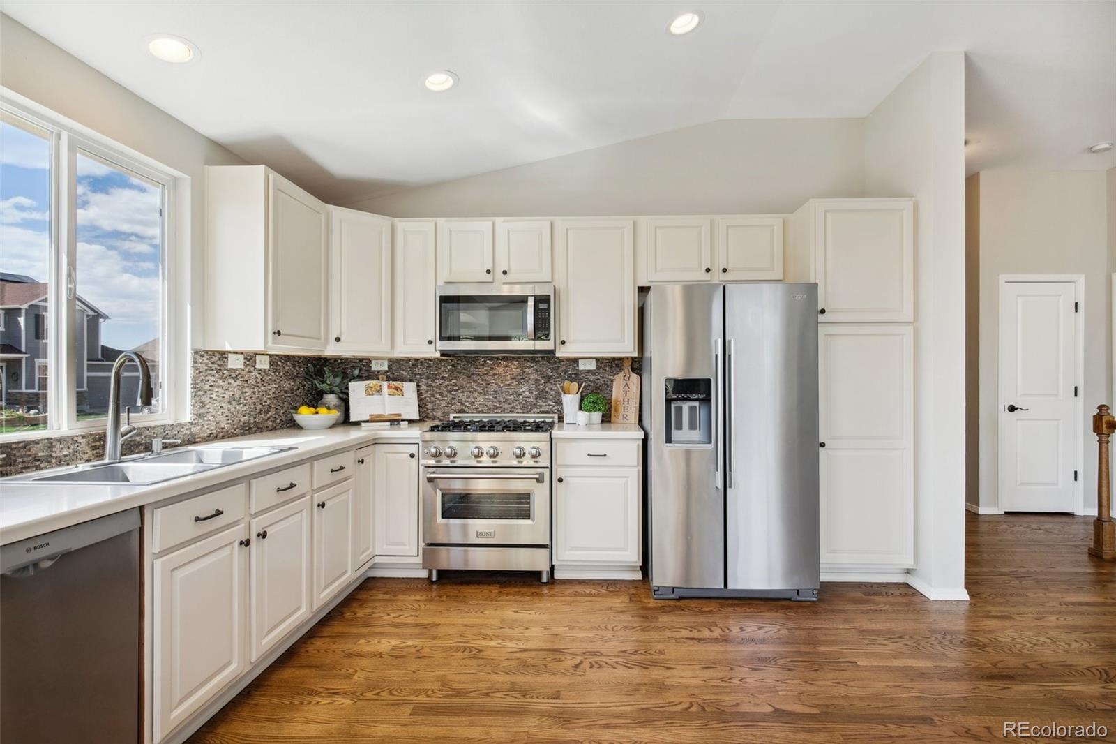 MLS Image #6 for 393  homeland court,colorado springs, Colorado
