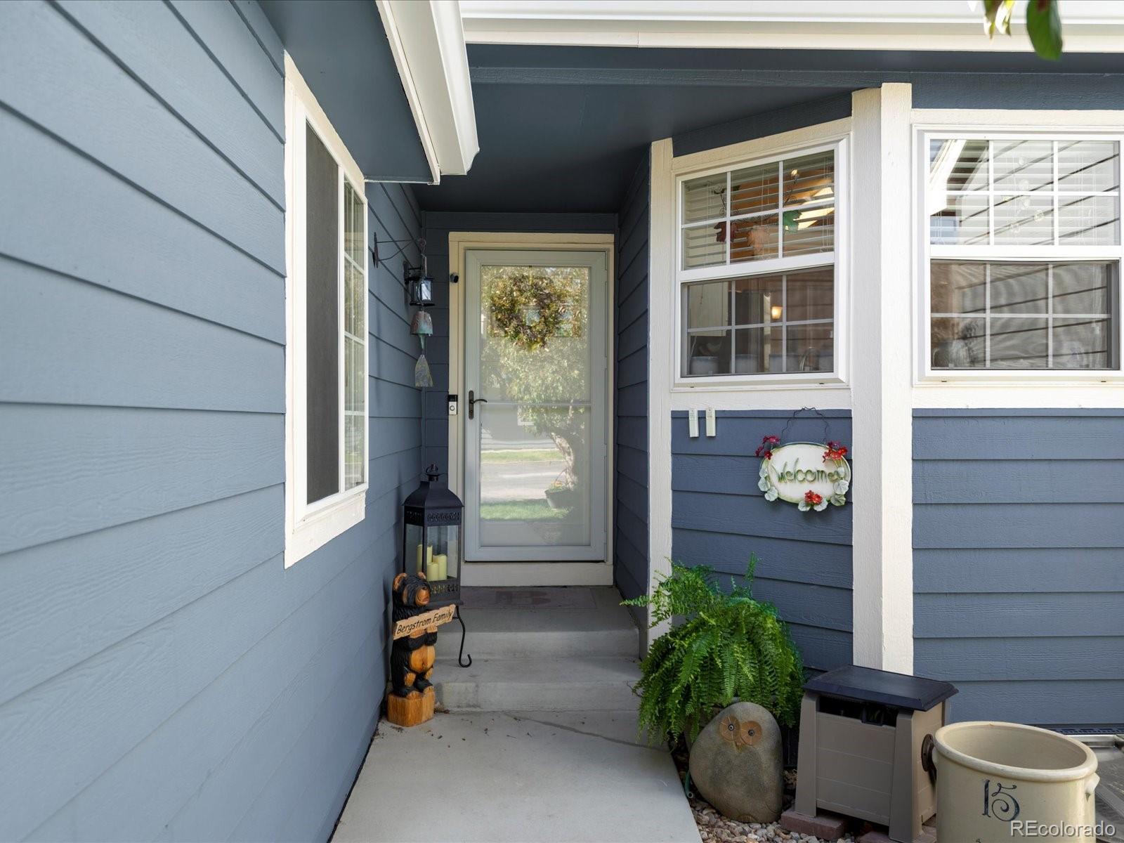 MLS Image #3 for 5006 s nelson street,littleton, Colorado