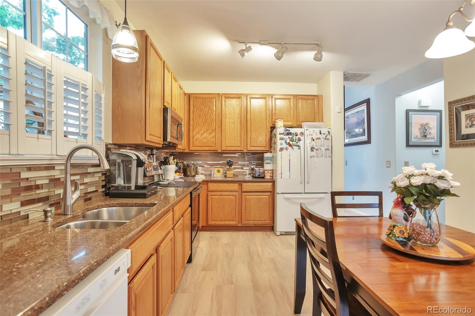 MLS Image #9 for 18619 e vassar drive,aurora, Colorado