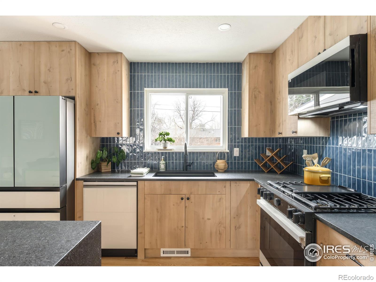 MLS Image #0 for 815 s jersey street,denver, Colorado