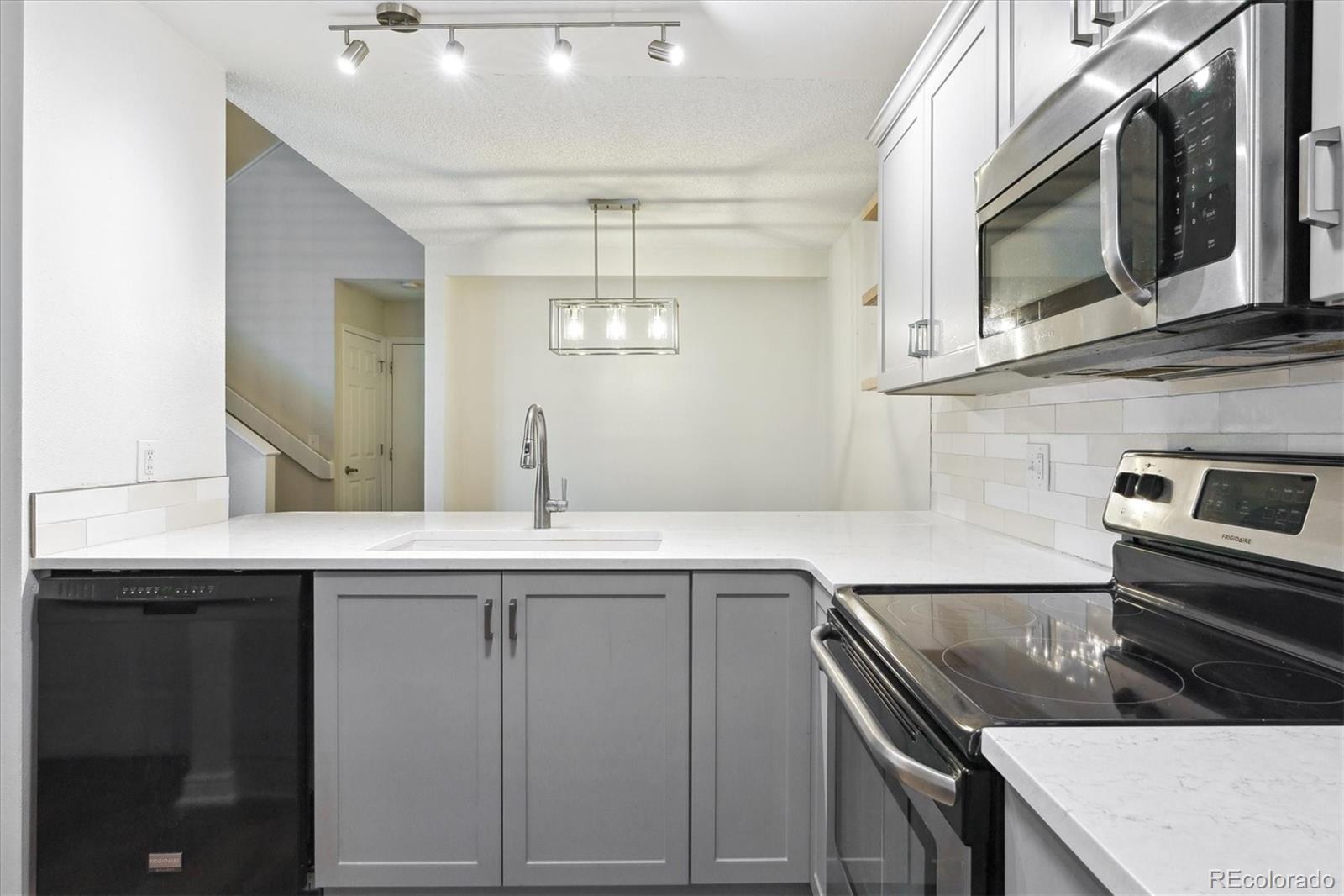 MLS Image #11 for 703 s depew street,lakewood, Colorado