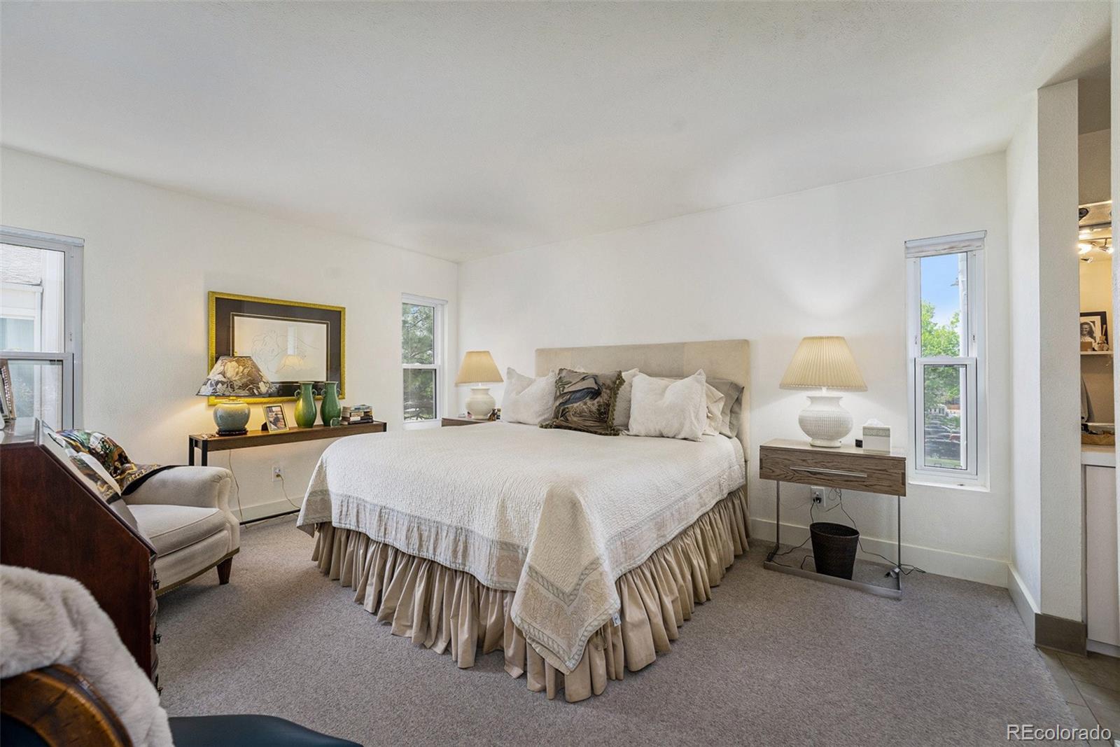 MLS Image #14 for 1050 s monaco parkway,denver, Colorado