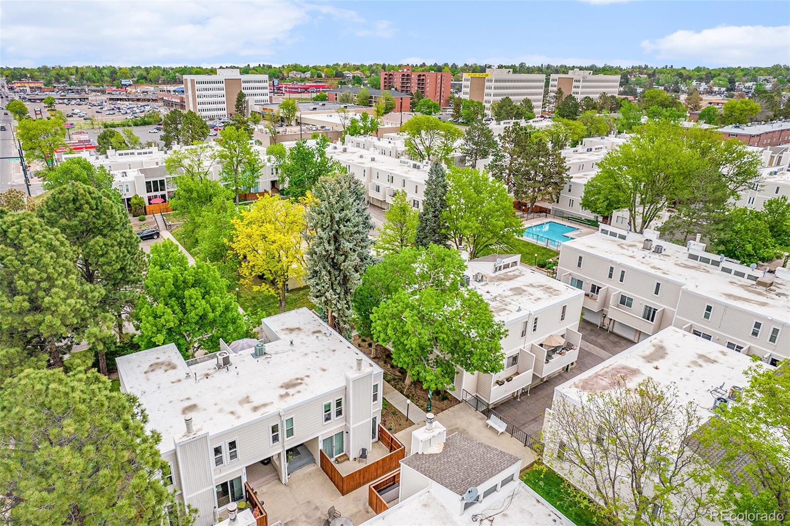 MLS Image #29 for 1050 s monaco parkway,denver, Colorado