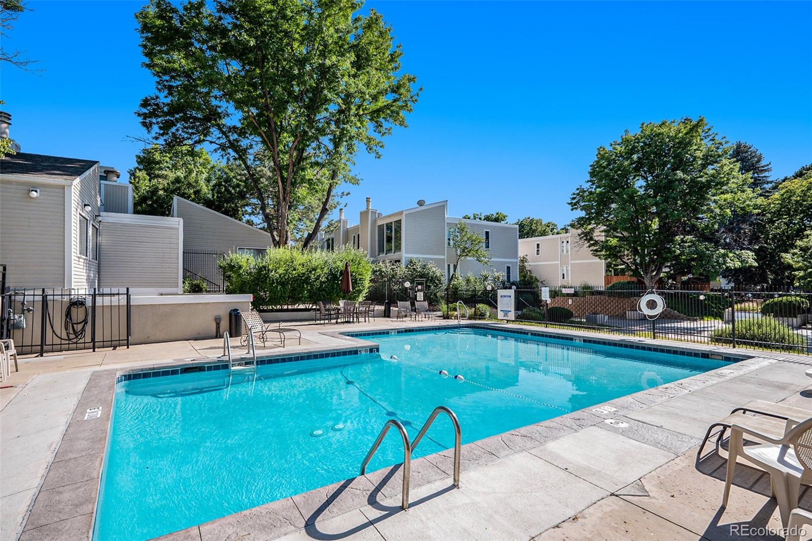 MLS Image #32 for 1050 s monaco parkway,denver, Colorado