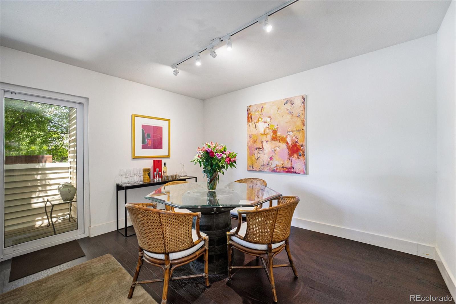 MLS Image #8 for 1050 s monaco parkway,denver, Colorado