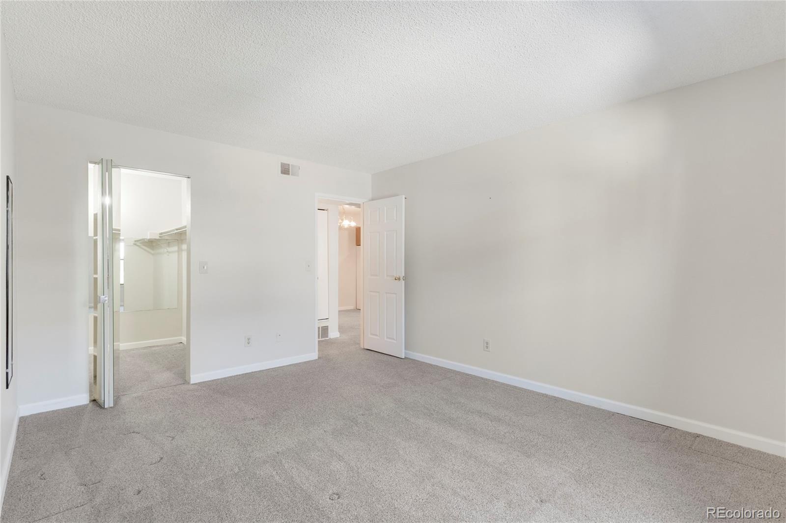 MLS Image #22 for 12053 e harvard avenue,aurora, Colorado