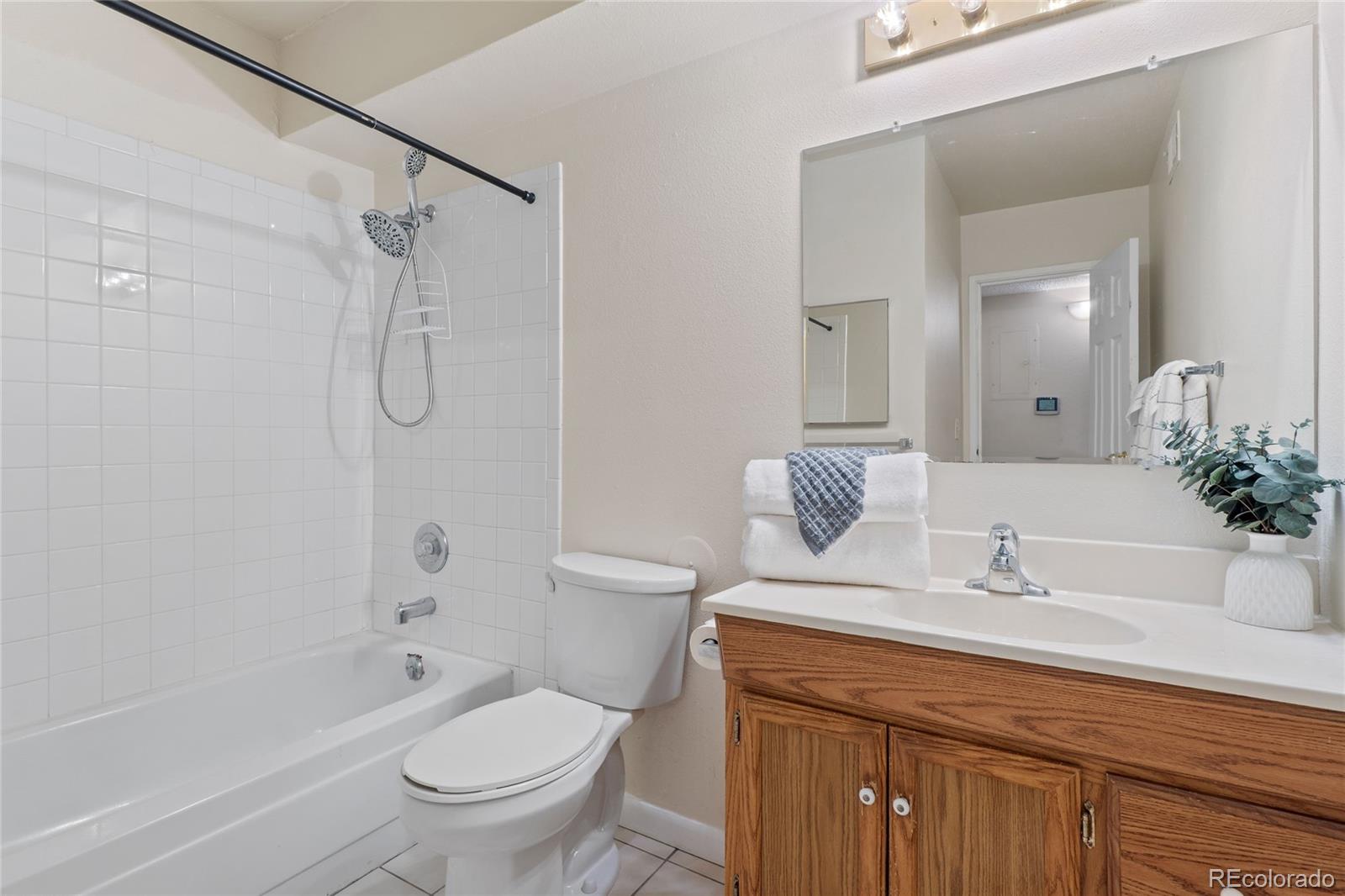MLS Image #25 for 12053 e harvard avenue,aurora, Colorado