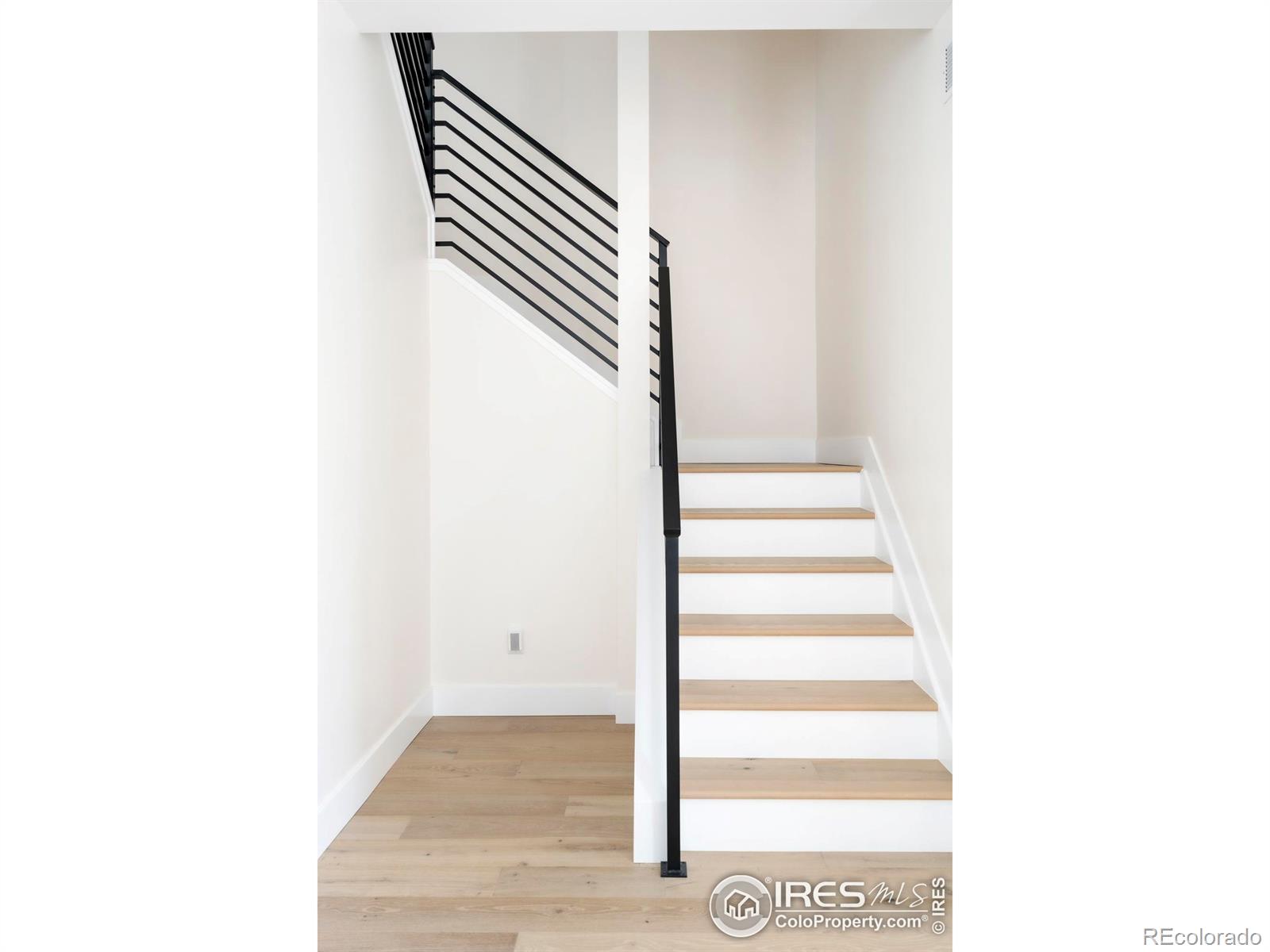 MLS Image #14 for 855  eudora street,denver, Colorado
