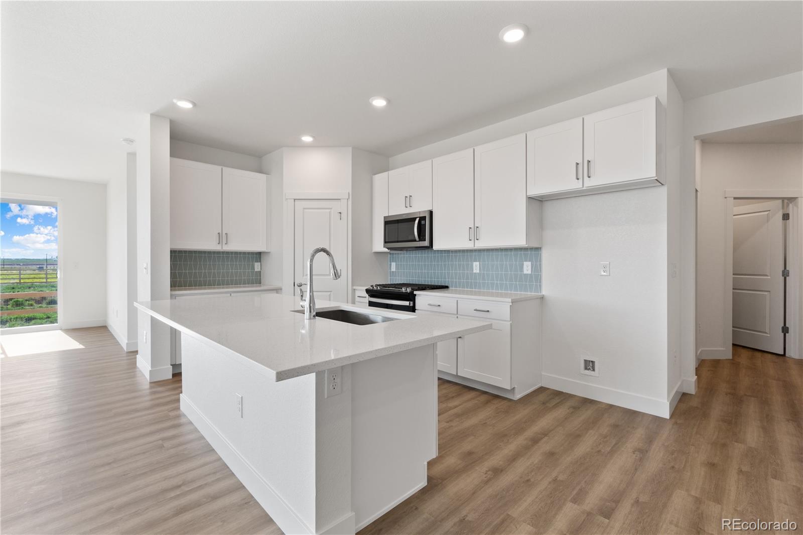 MLS Image #14 for 692  piedmontese street,johnstown, Colorado