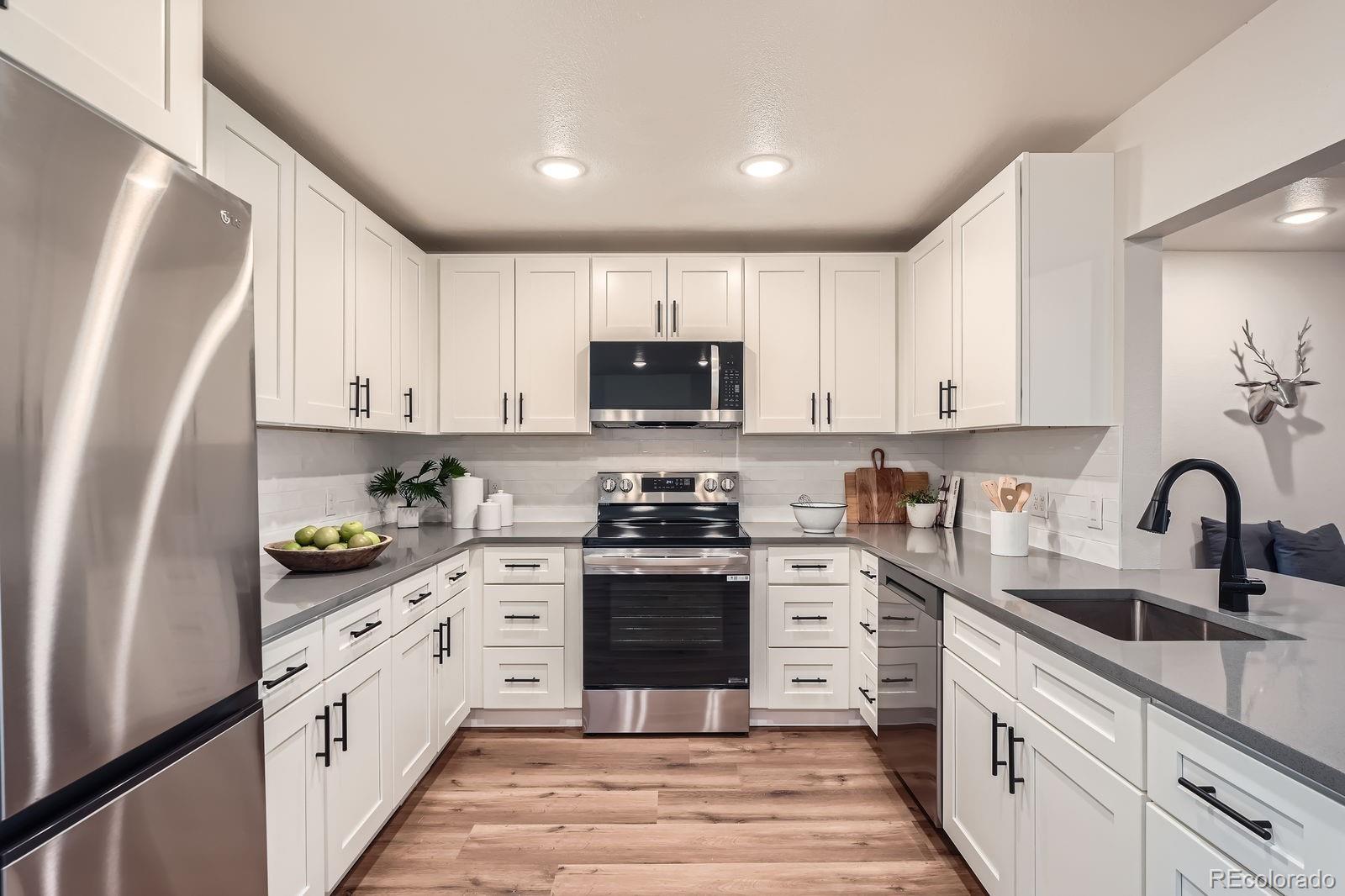 MLS Image #5 for 14505 w 52nd avenue,arvada, Colorado