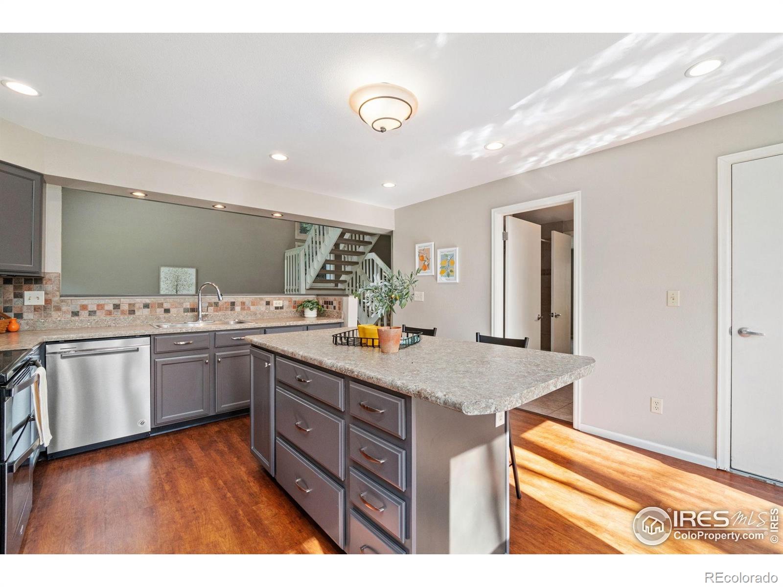 MLS Image #8 for 937  butte pass drive,fort collins, Colorado