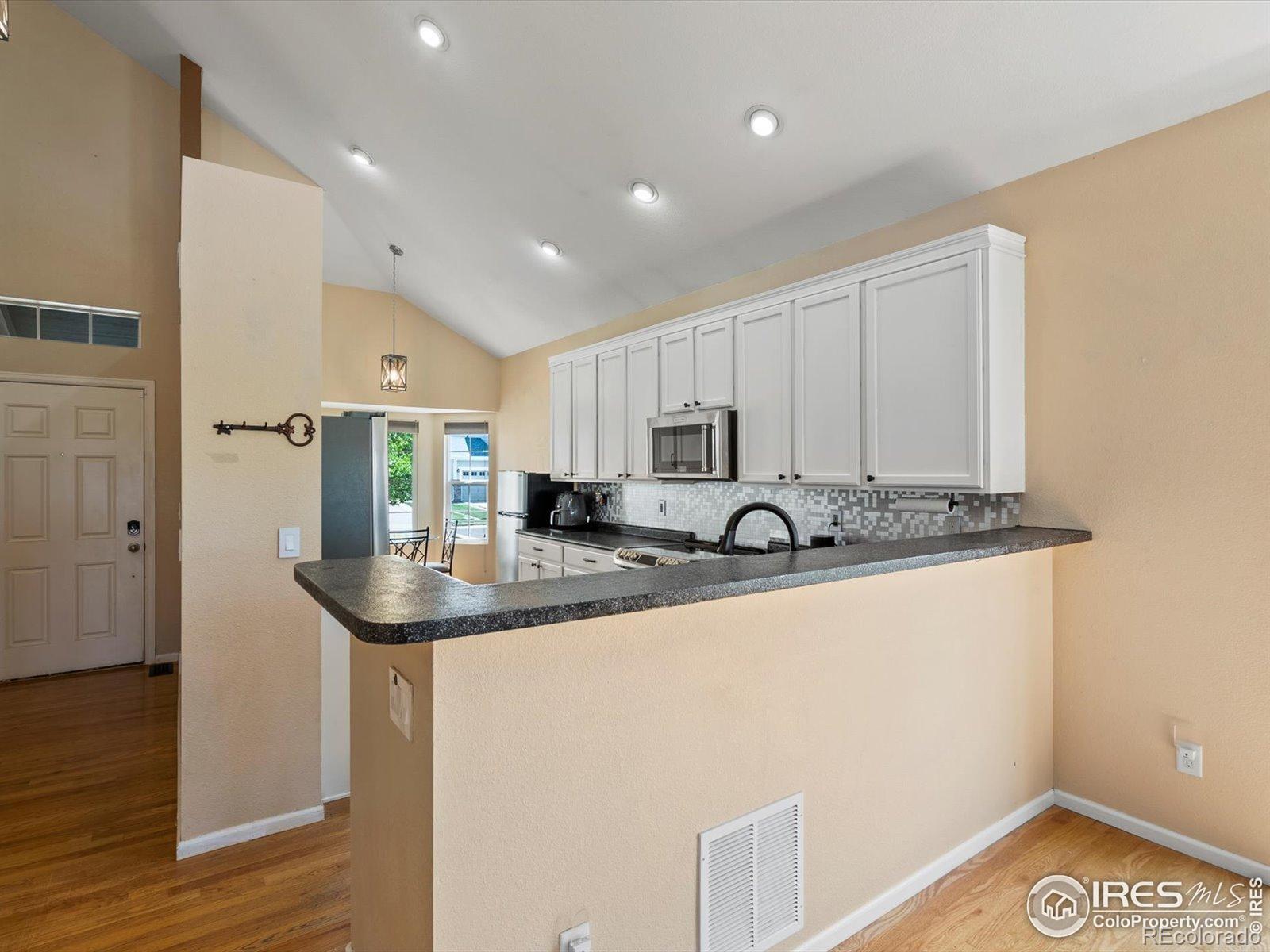MLS Image #6 for 10553  joplin street,commerce city, Colorado