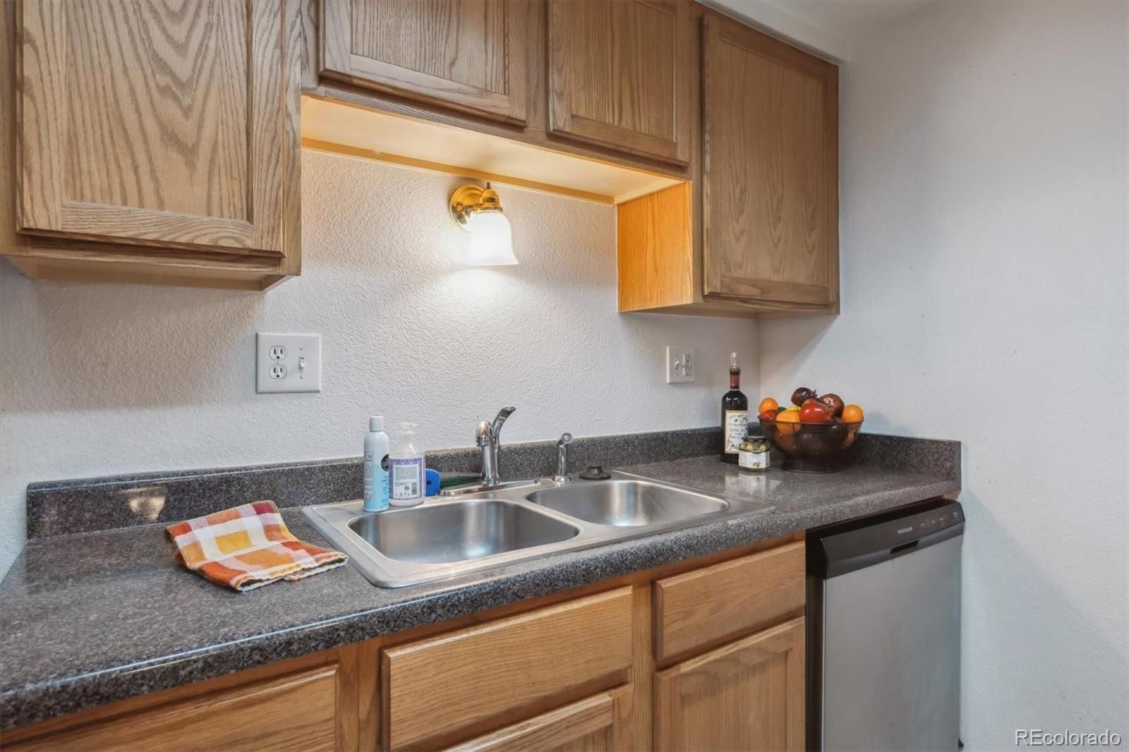 MLS Image #13 for 12108  melody drive,denver, Colorado
