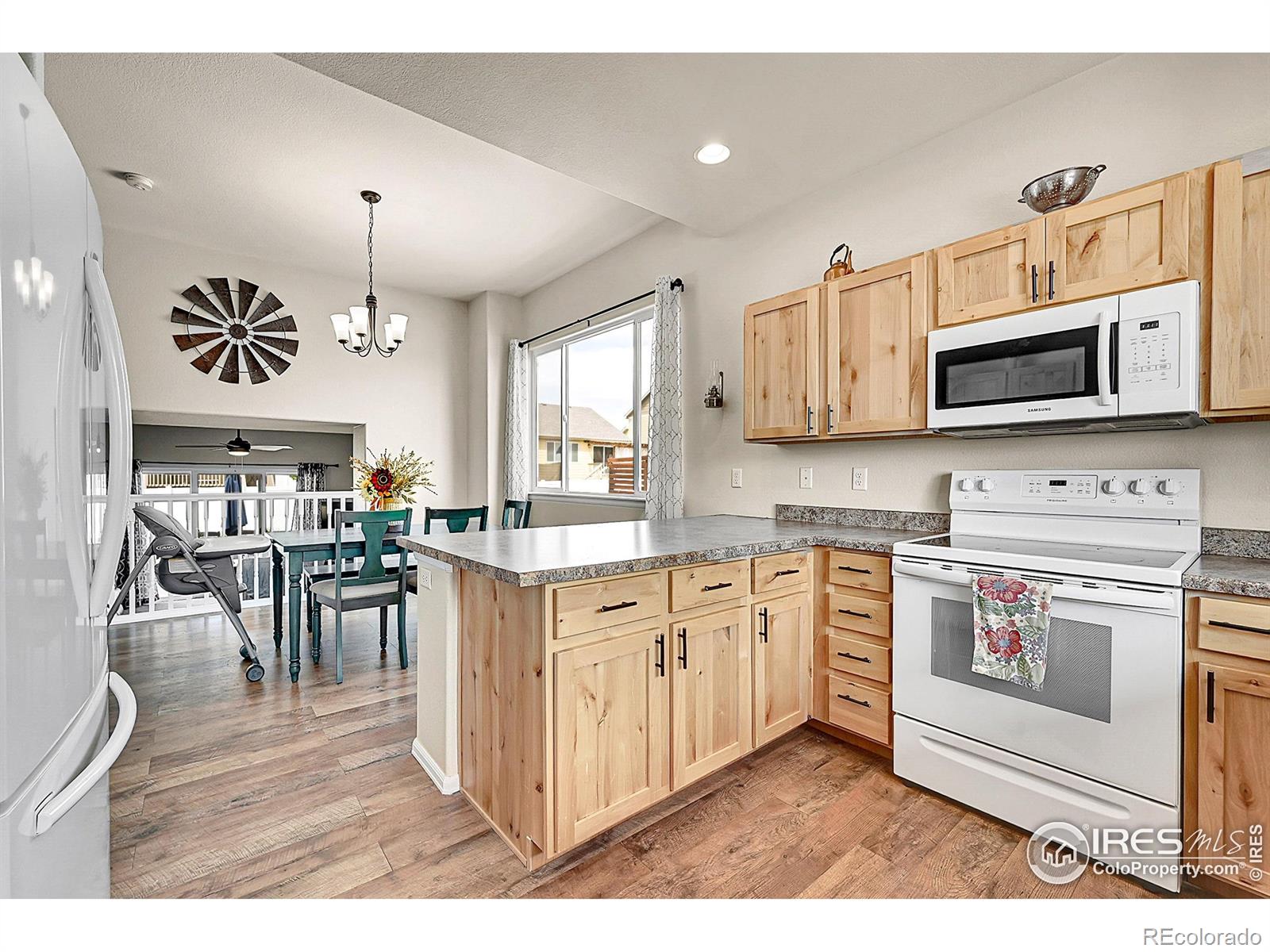 MLS Image #12 for 711  mt evans avenue,severance, Colorado
