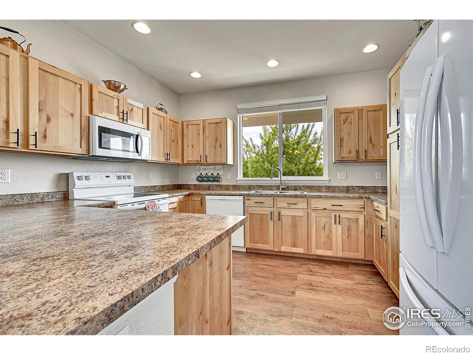 MLS Image #13 for 711  mt evans avenue,severance, Colorado