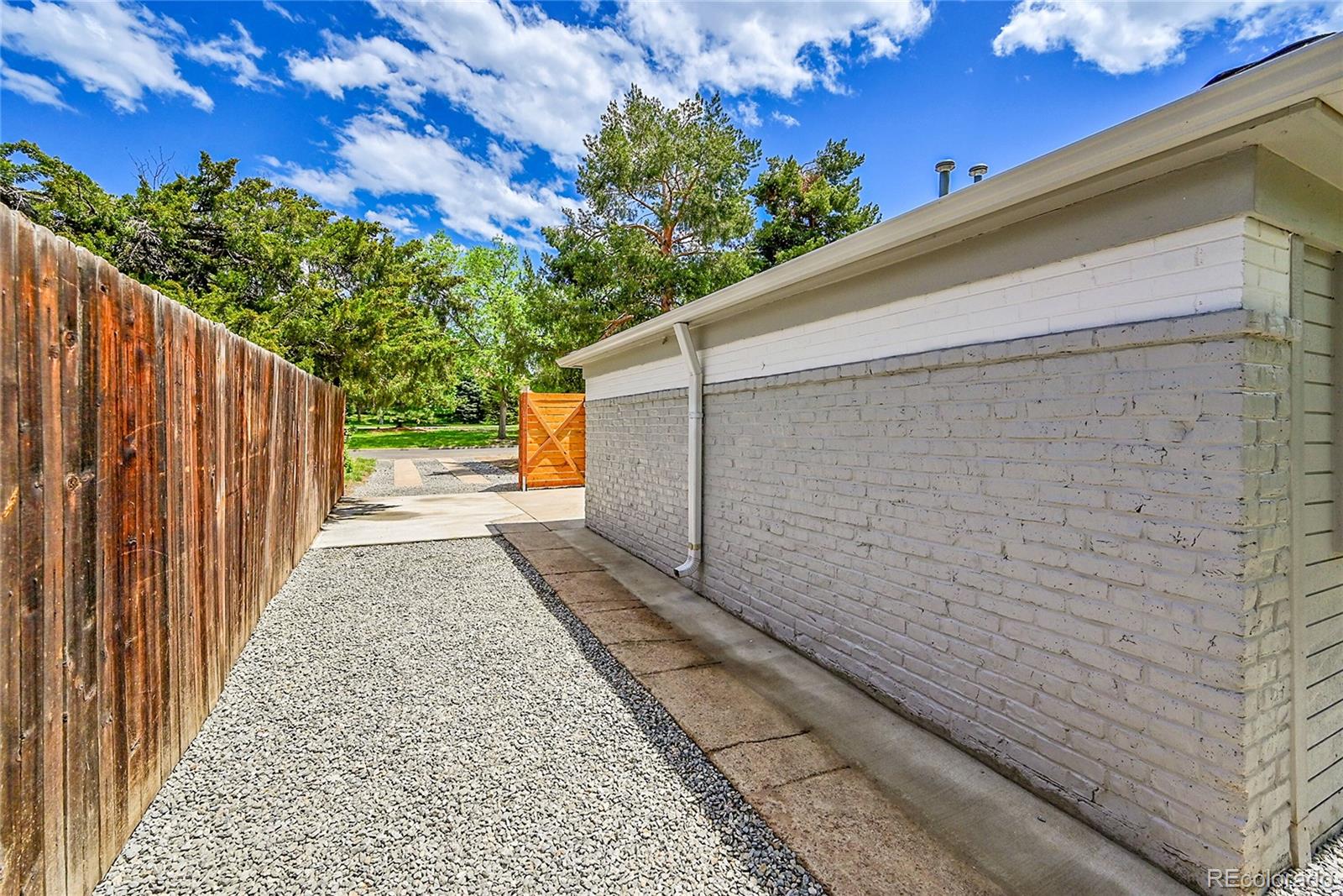 MLS Image #18 for 495  quebec street,denver, Colorado