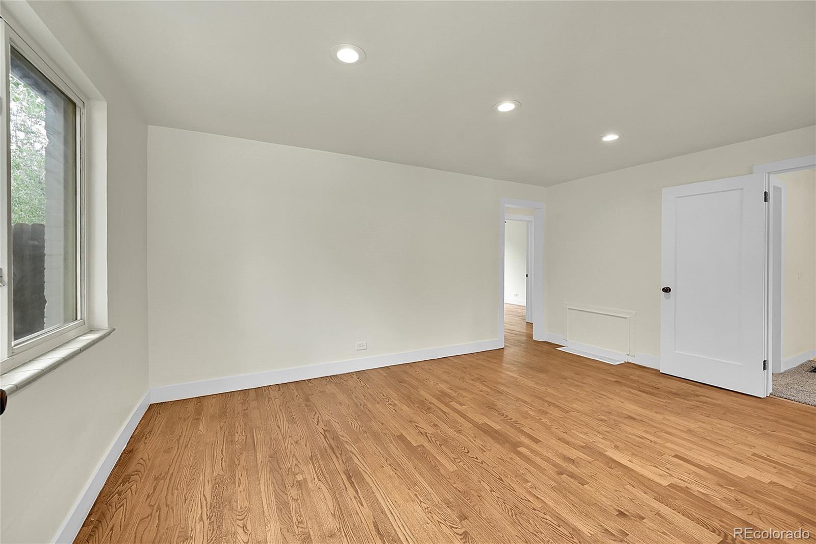 MLS Image #6 for 495  quebec street,denver, Colorado