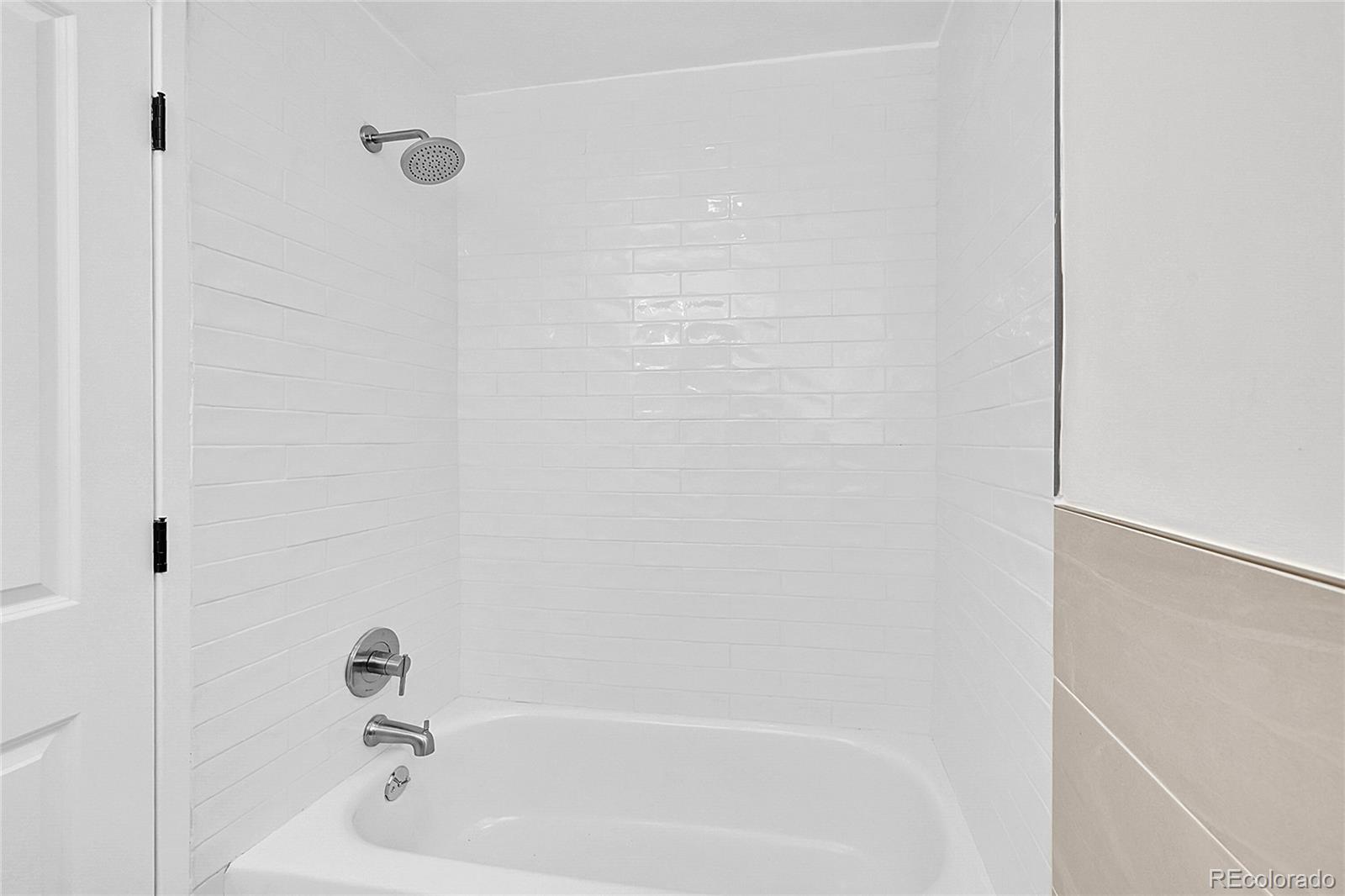 MLS Image #9 for 495  quebec street,denver, Colorado