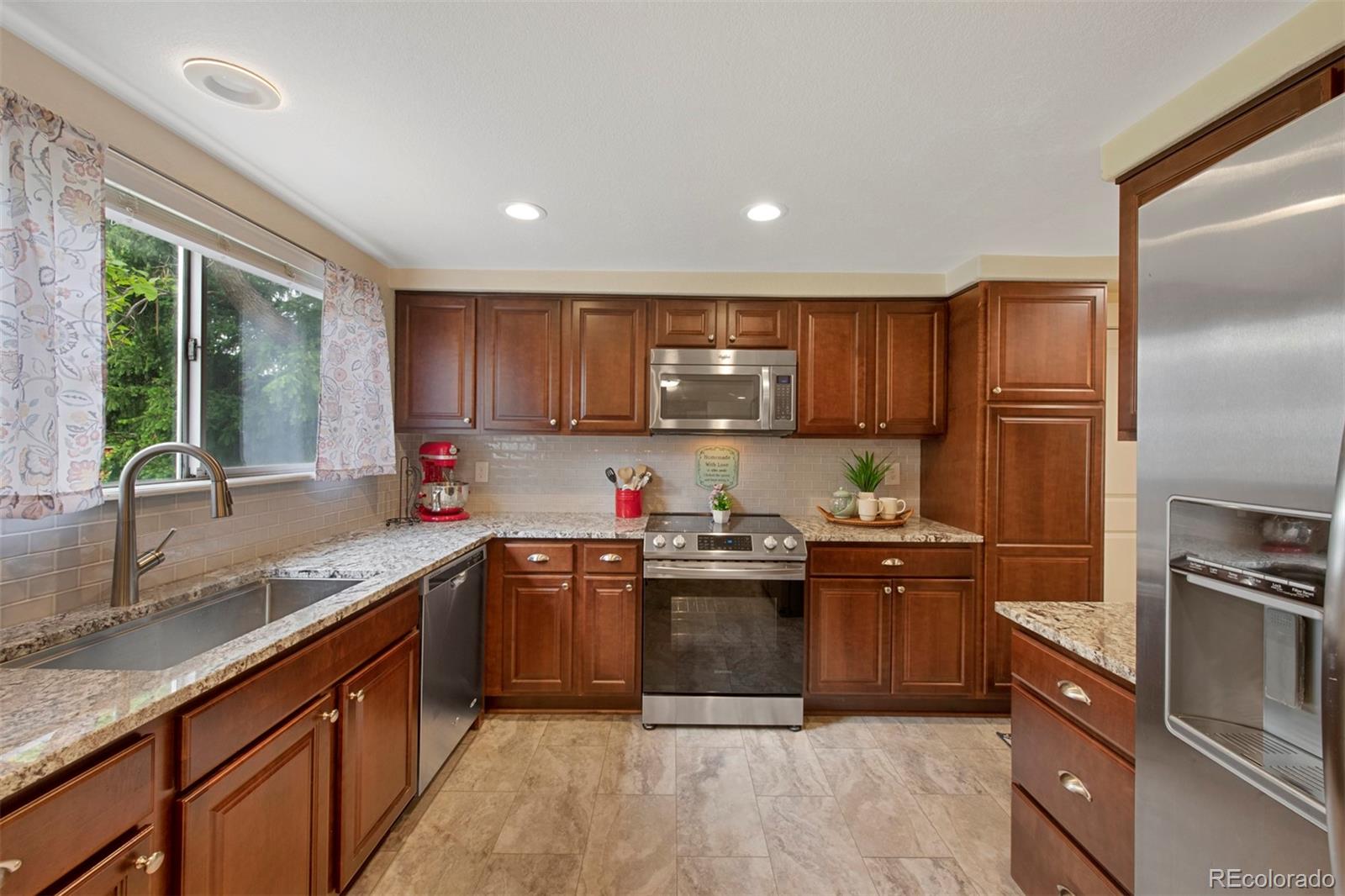 MLS Image #11 for 8433 s painted sky street,highlands ranch, Colorado