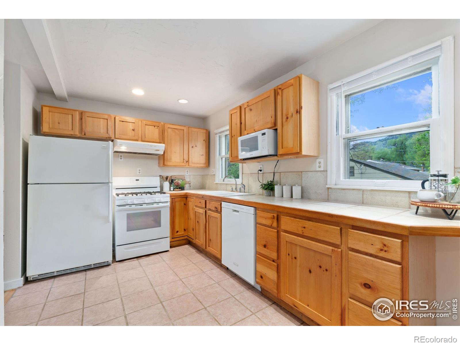 MLS Image #4 for 2022  ford street,golden, Colorado