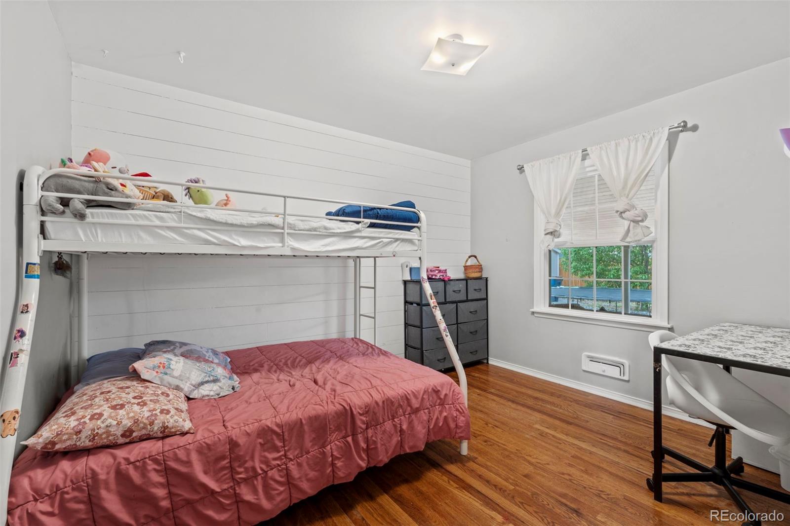 MLS Image #11 for 2415 n logan avenue,colorado springs, Colorado