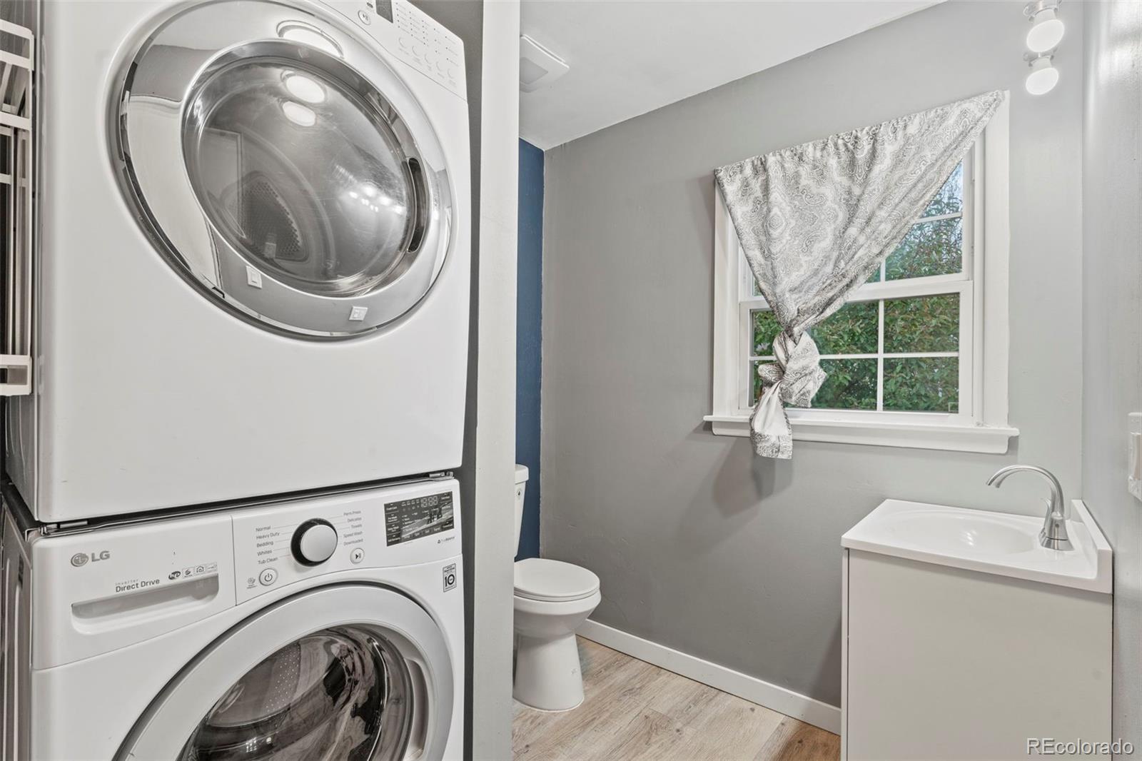 MLS Image #13 for 2415 n logan avenue,colorado springs, Colorado