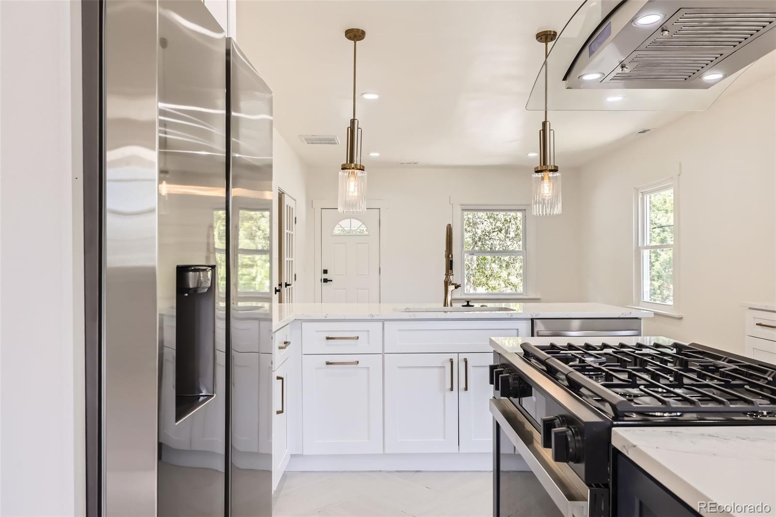 MLS Image #11 for 3922 w 29th avenue,denver, Colorado
