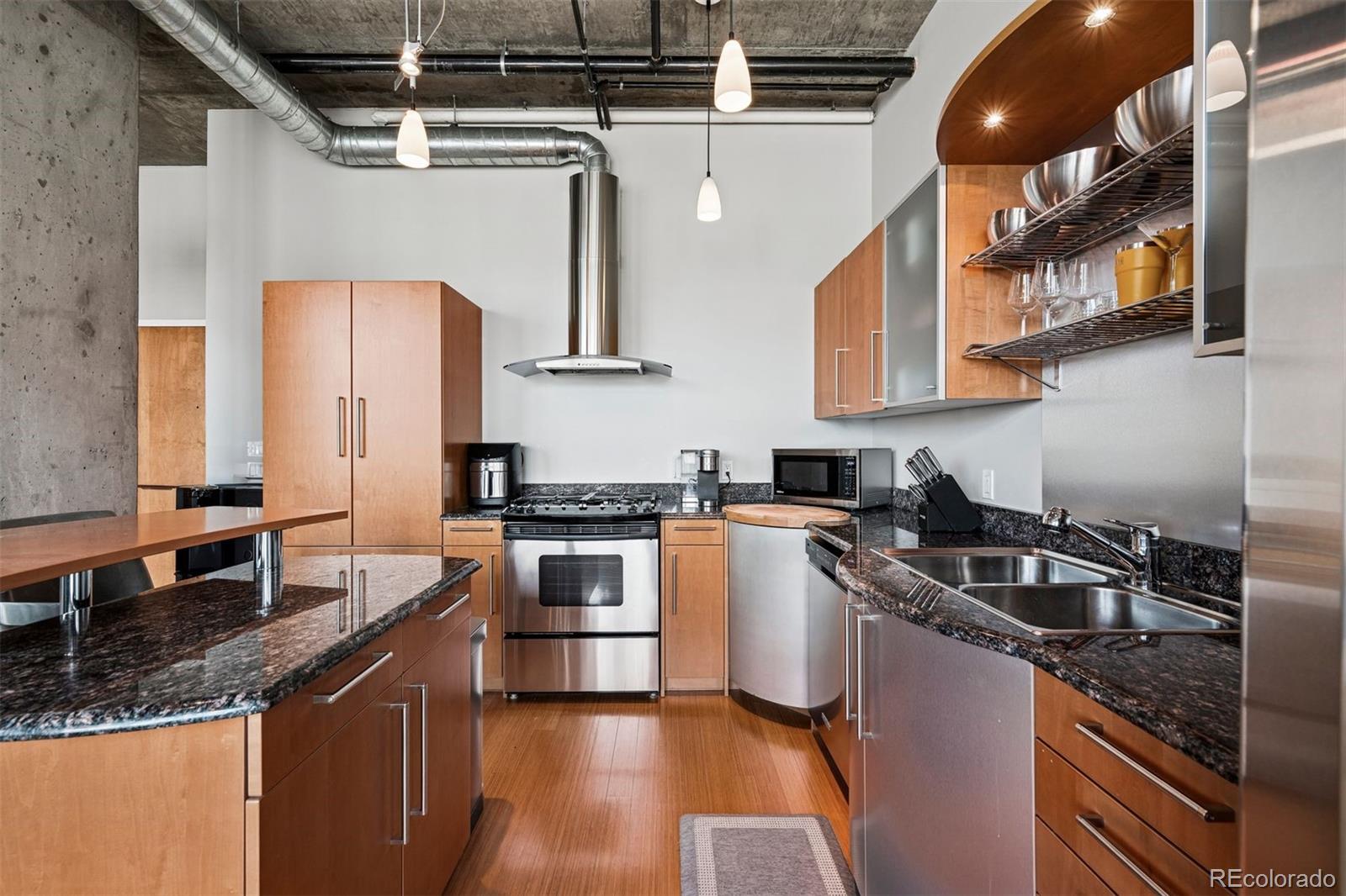 MLS Image #11 for 1401  wewatta street 911,denver, Colorado