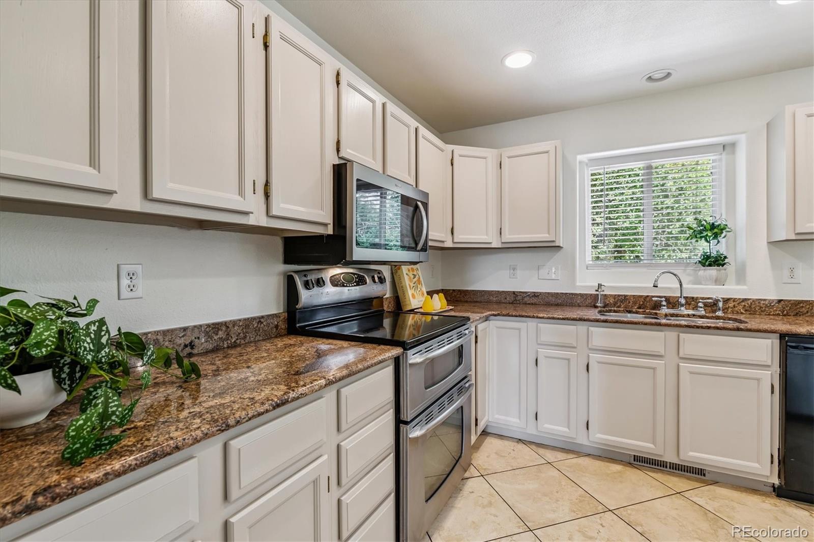 MLS Image #6 for 1488 s kenton street,aurora, Colorado