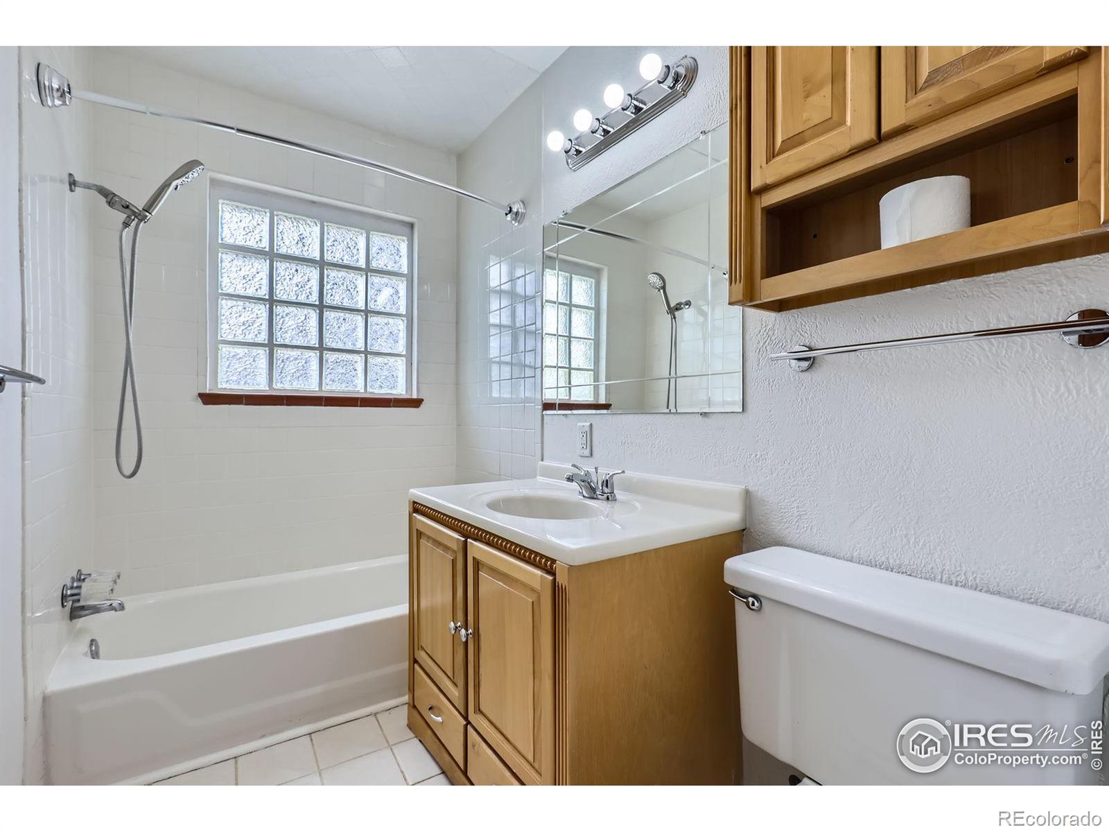 MLS Image #15 for 3204 s cherokee street,englewood, Colorado