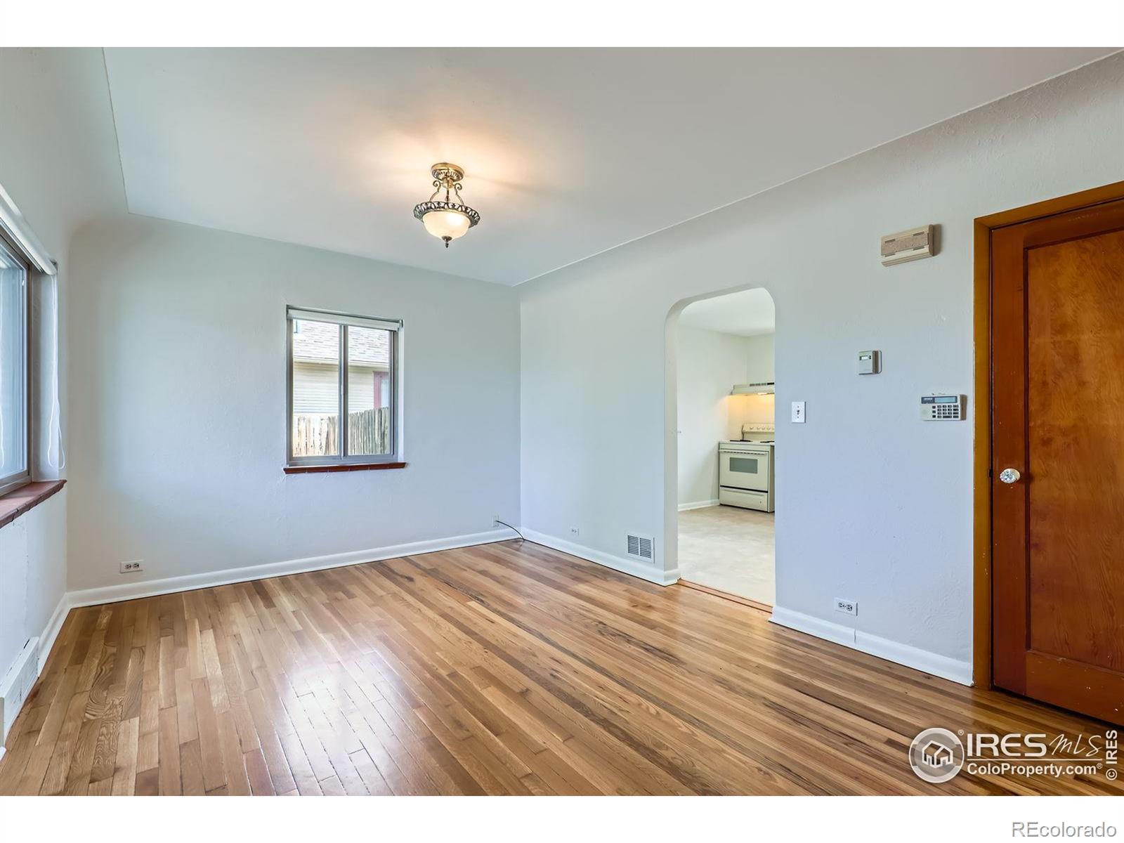 MLS Image #5 for 3204 s cherokee street,englewood, Colorado