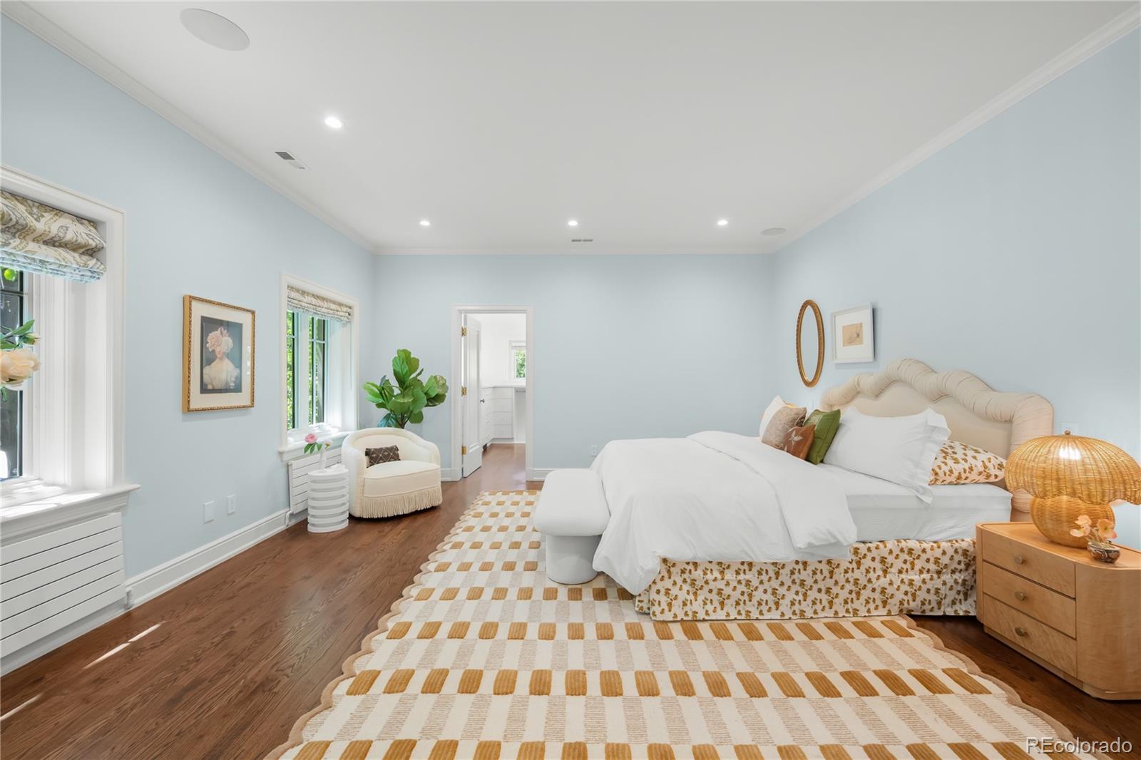 MLS Image #16 for 165 n high street,denver, Colorado