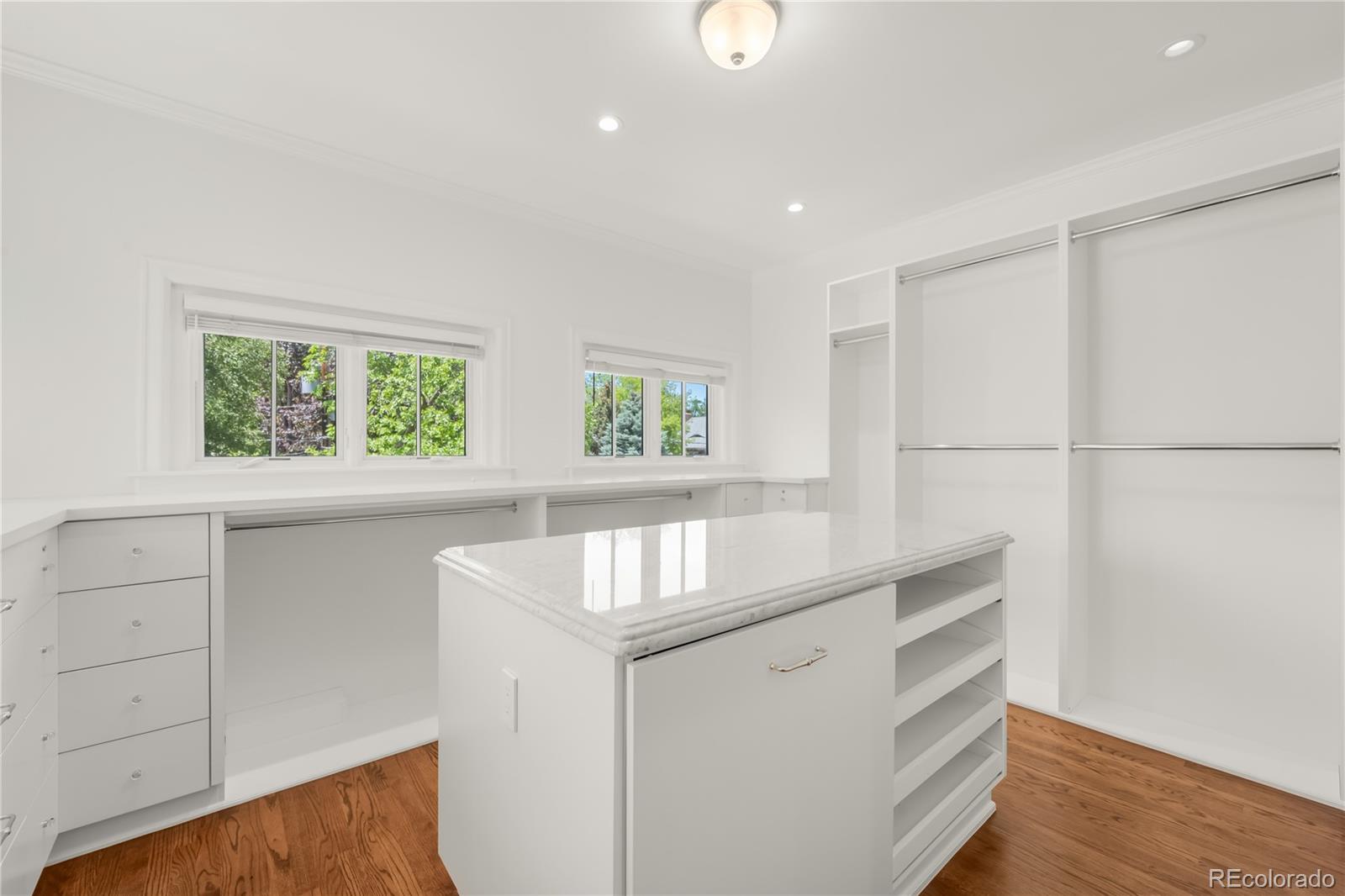 MLS Image #22 for 165 n high street,denver, Colorado