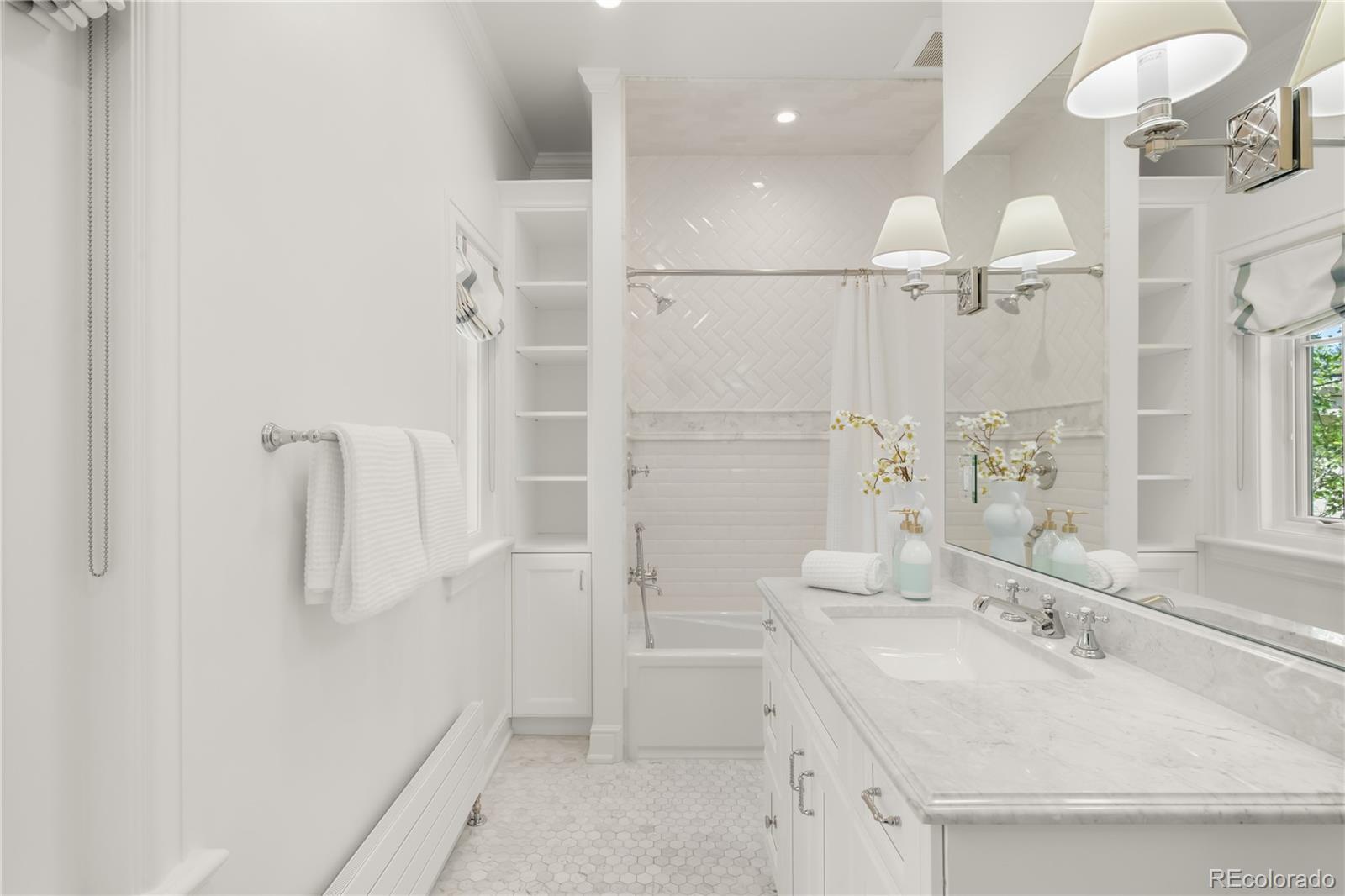 MLS Image #27 for 165 n high street,denver, Colorado