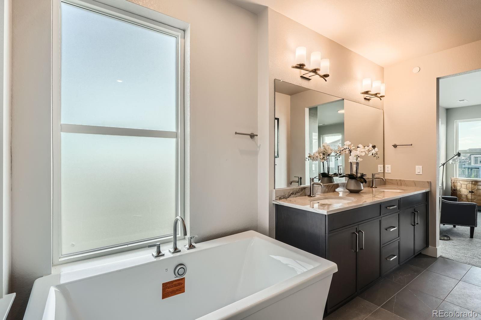 MLS Image #27 for 1764  peak loop,broomfield, Colorado