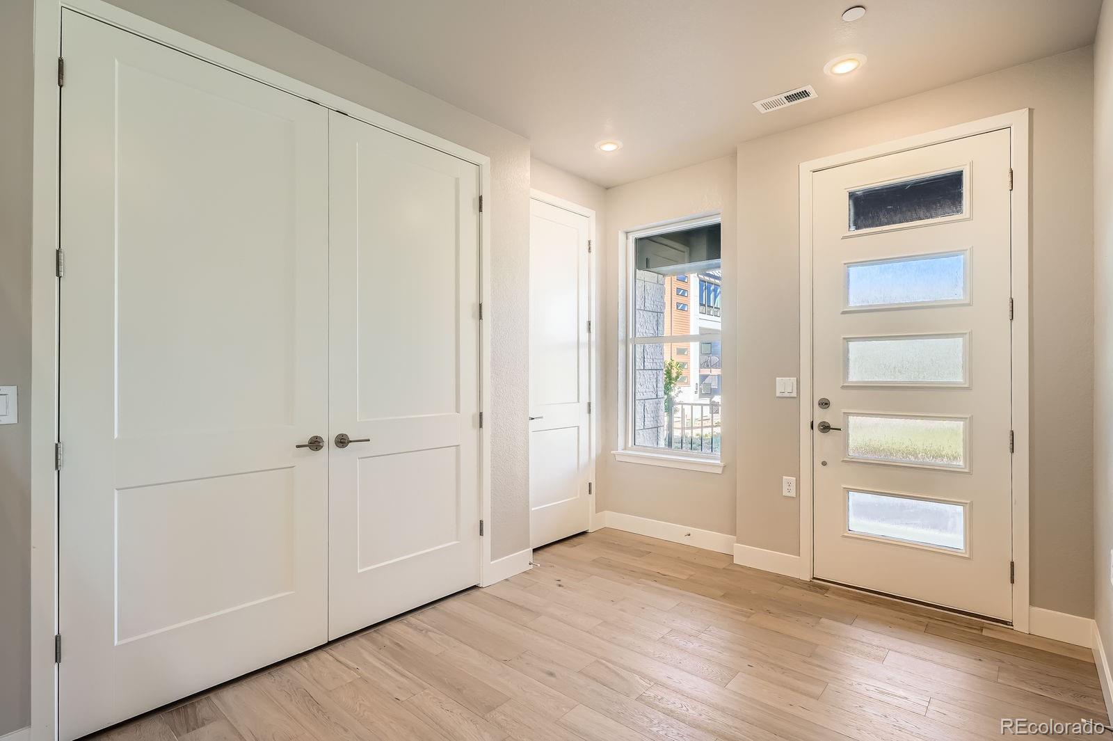 MLS Image #36 for 1764  peak loop,broomfield, Colorado