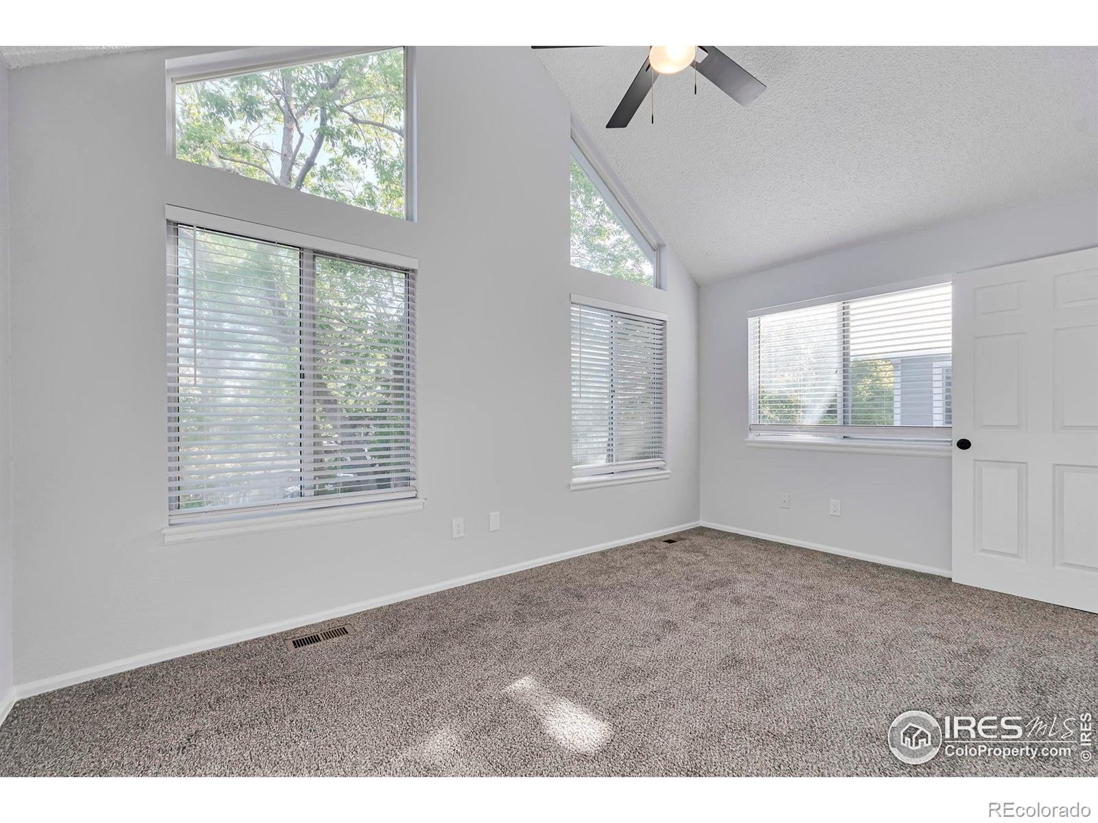 MLS Image #17 for 12525 e tennessee circle,aurora, Colorado