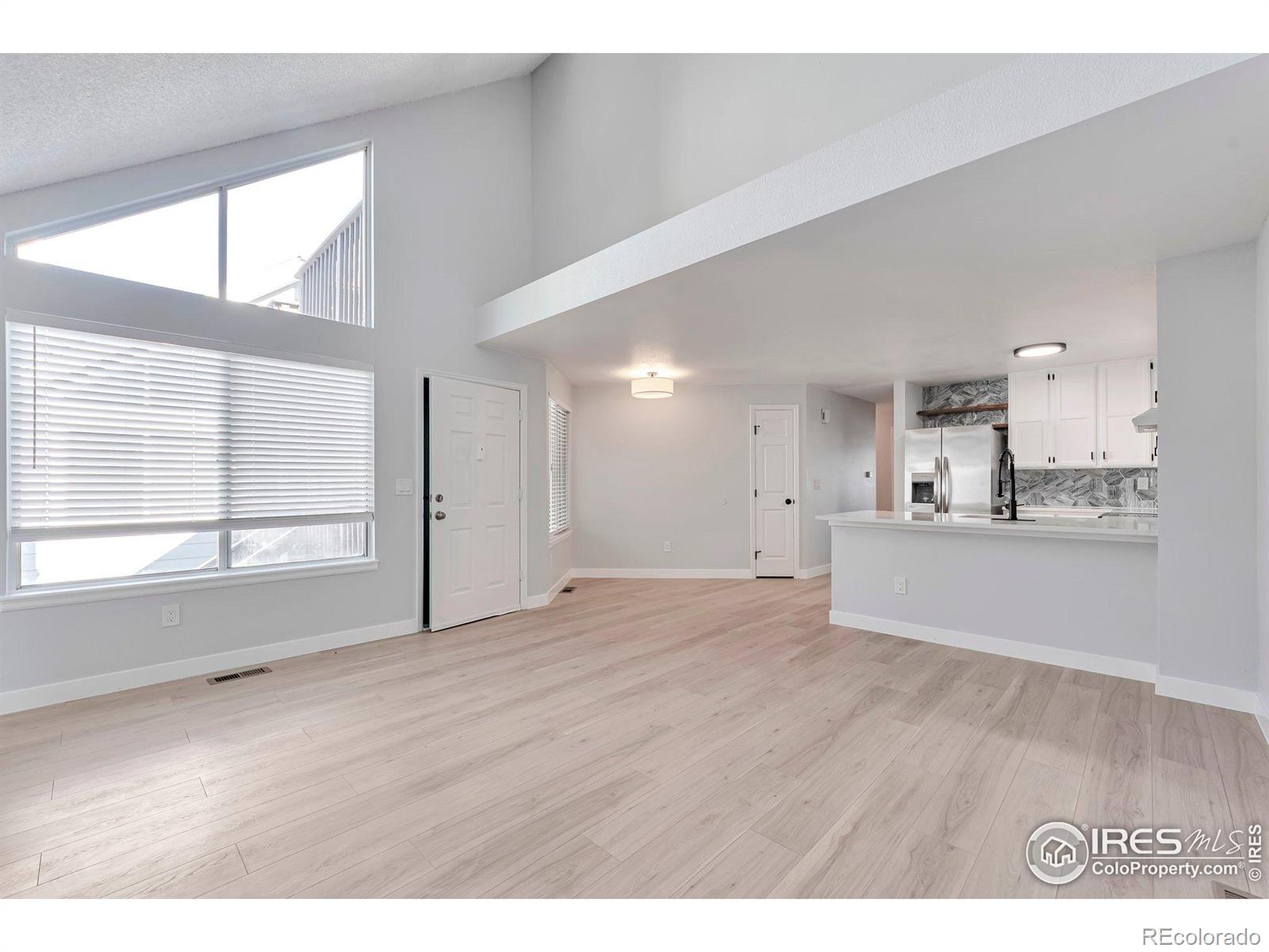 MLS Image #7 for 12525 e tennessee circle,aurora, Colorado
