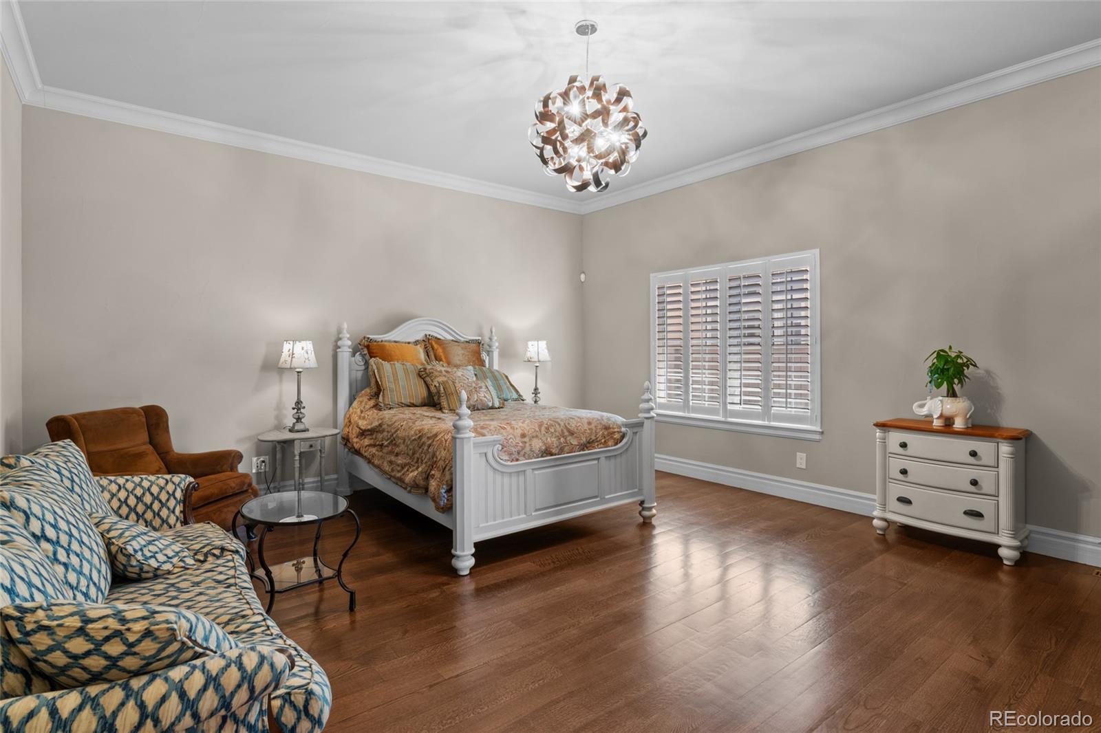 MLS Image #14 for 1160  monaco parkway,denver, Colorado