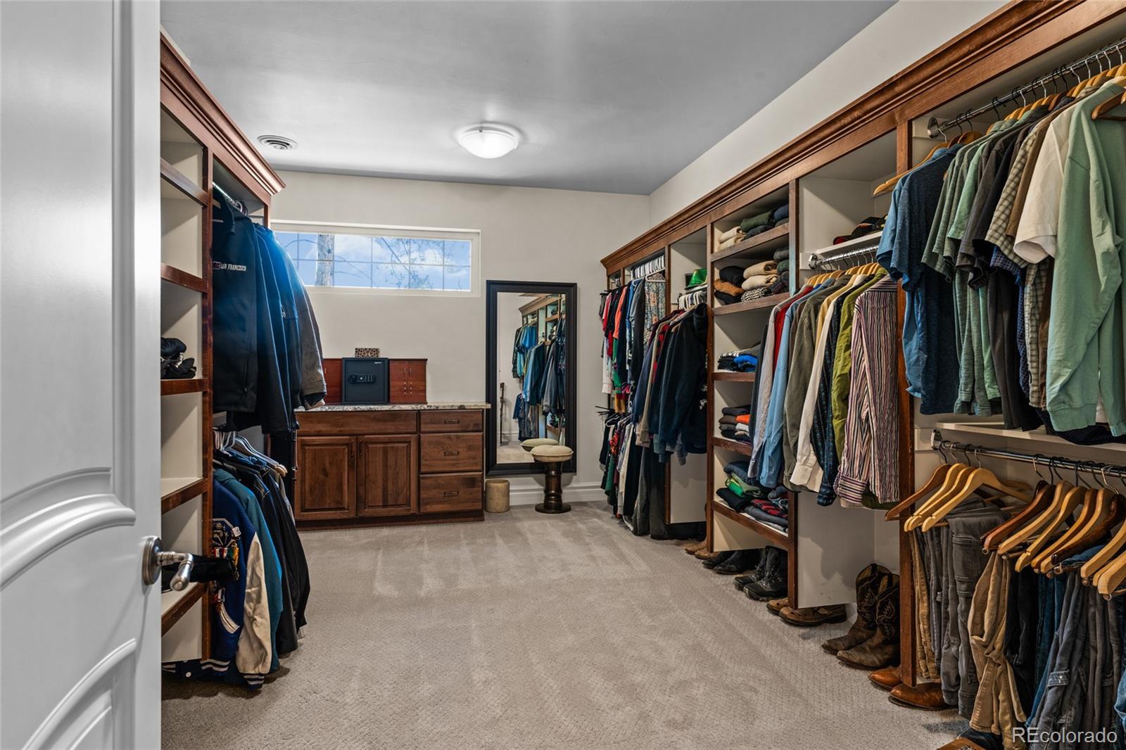 MLS Image #24 for 1160  monaco parkway,denver, Colorado