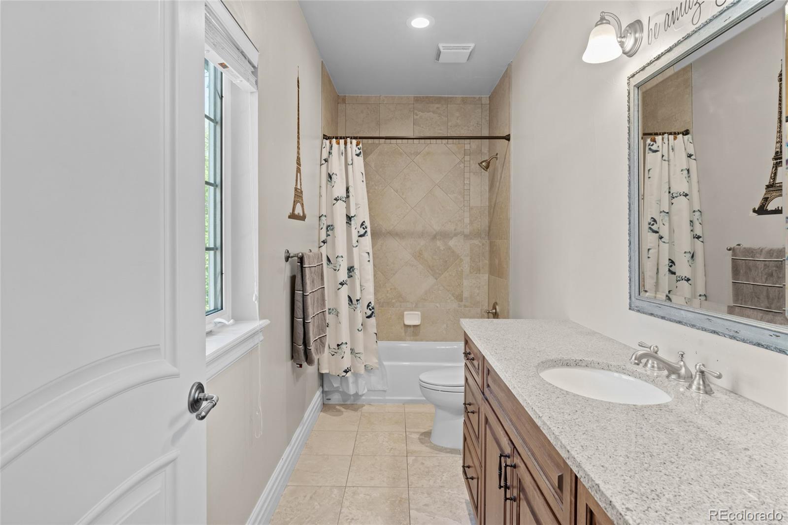 MLS Image #31 for 1160  monaco parkway,denver, Colorado