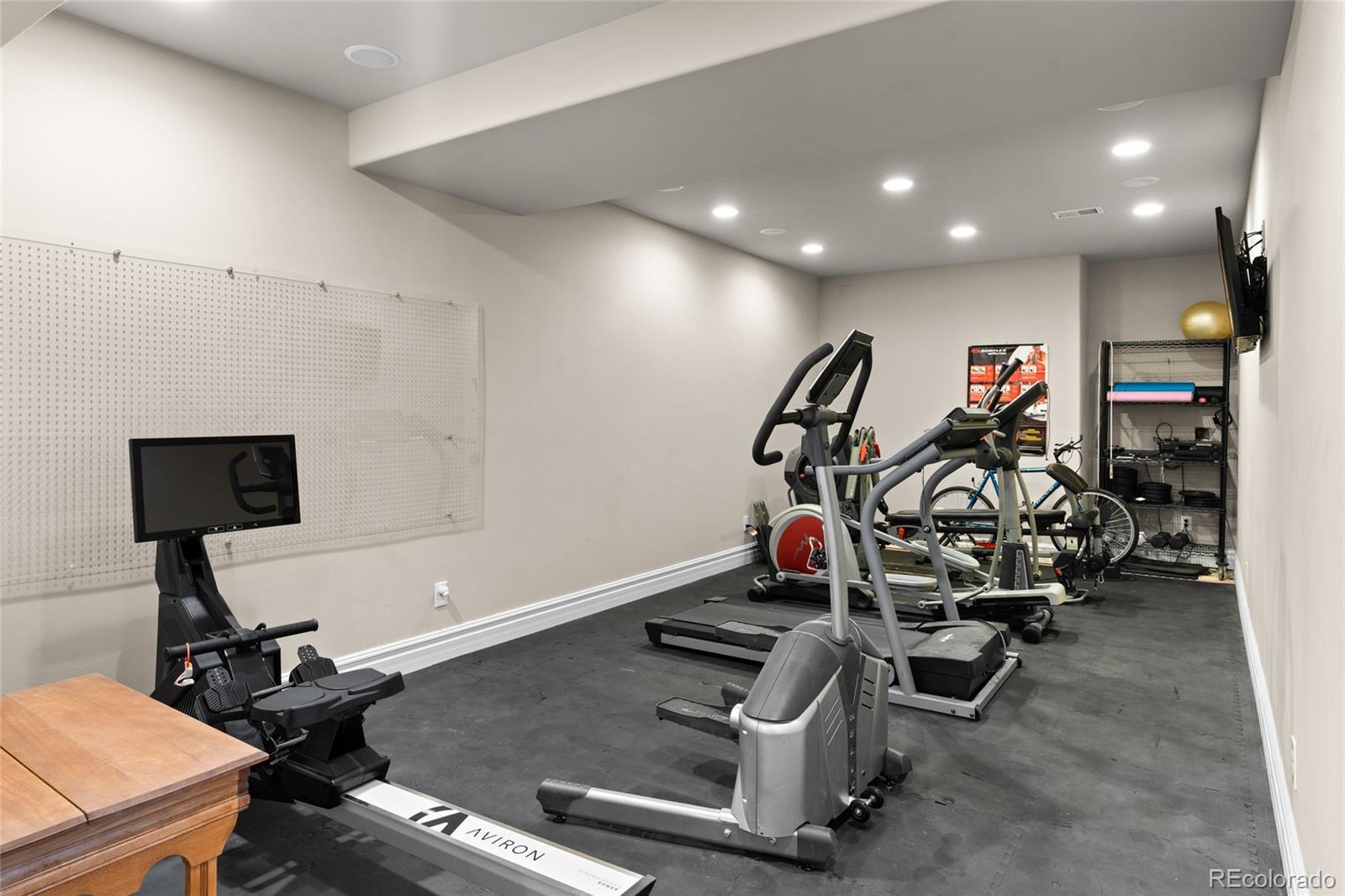 MLS Image #35 for 1160  monaco parkway,denver, Colorado