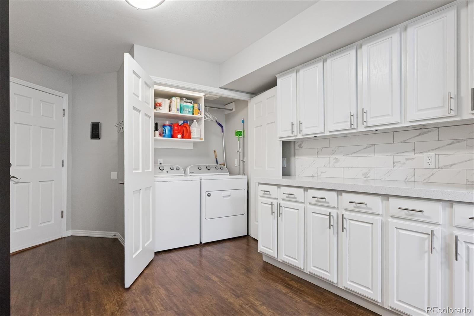 MLS Image #18 for 4976 s nelson street,littleton, Colorado