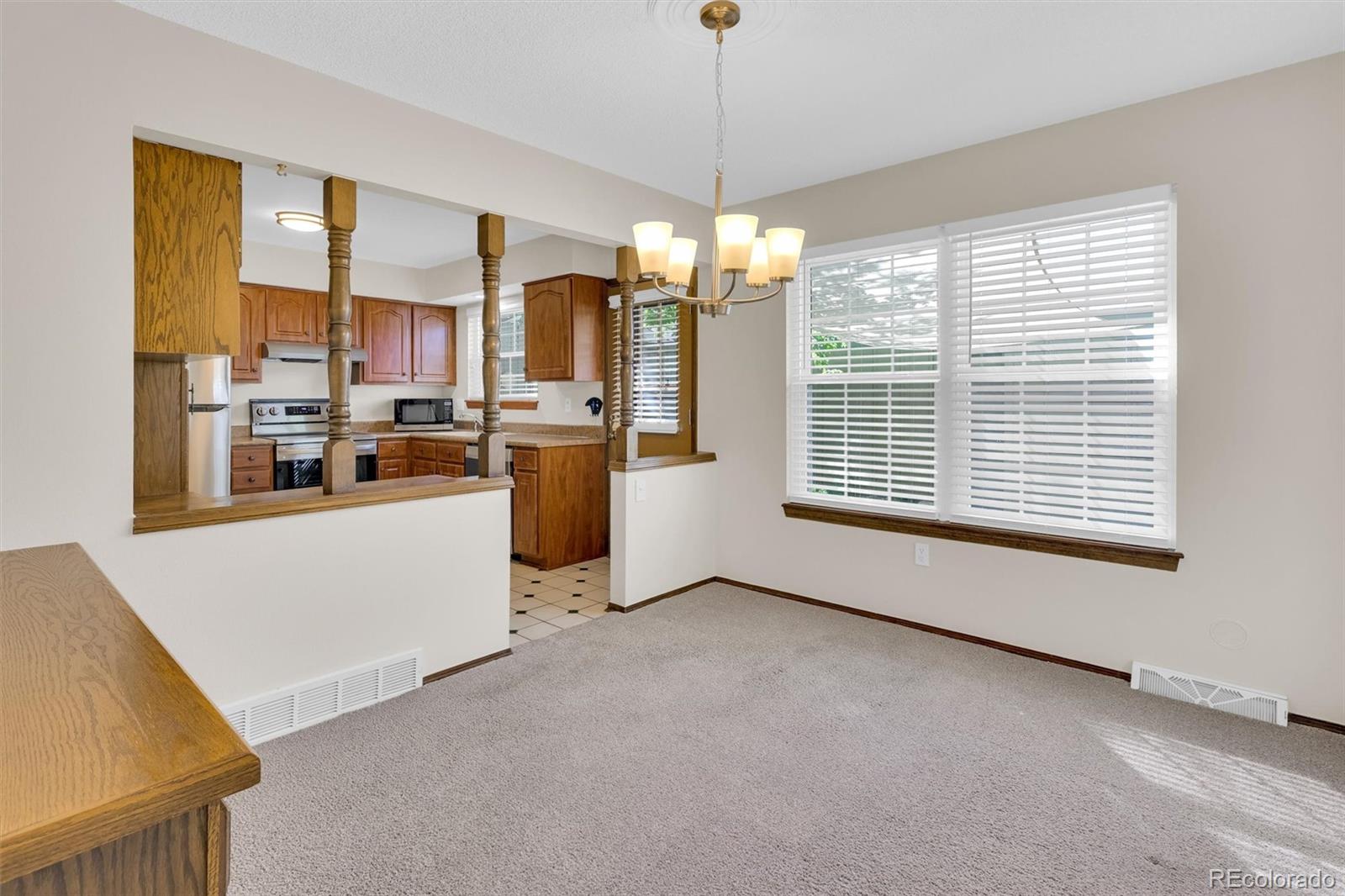 MLS Image #11 for 8871 e amherst drive,denver, Colorado
