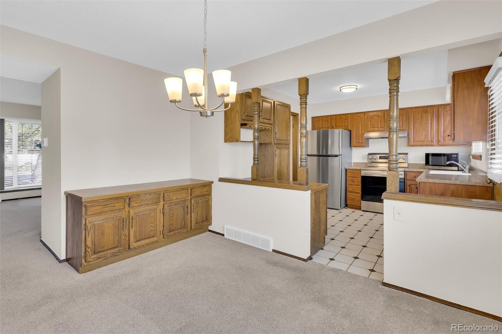 MLS Image #12 for 8871 e amherst drive,denver, Colorado