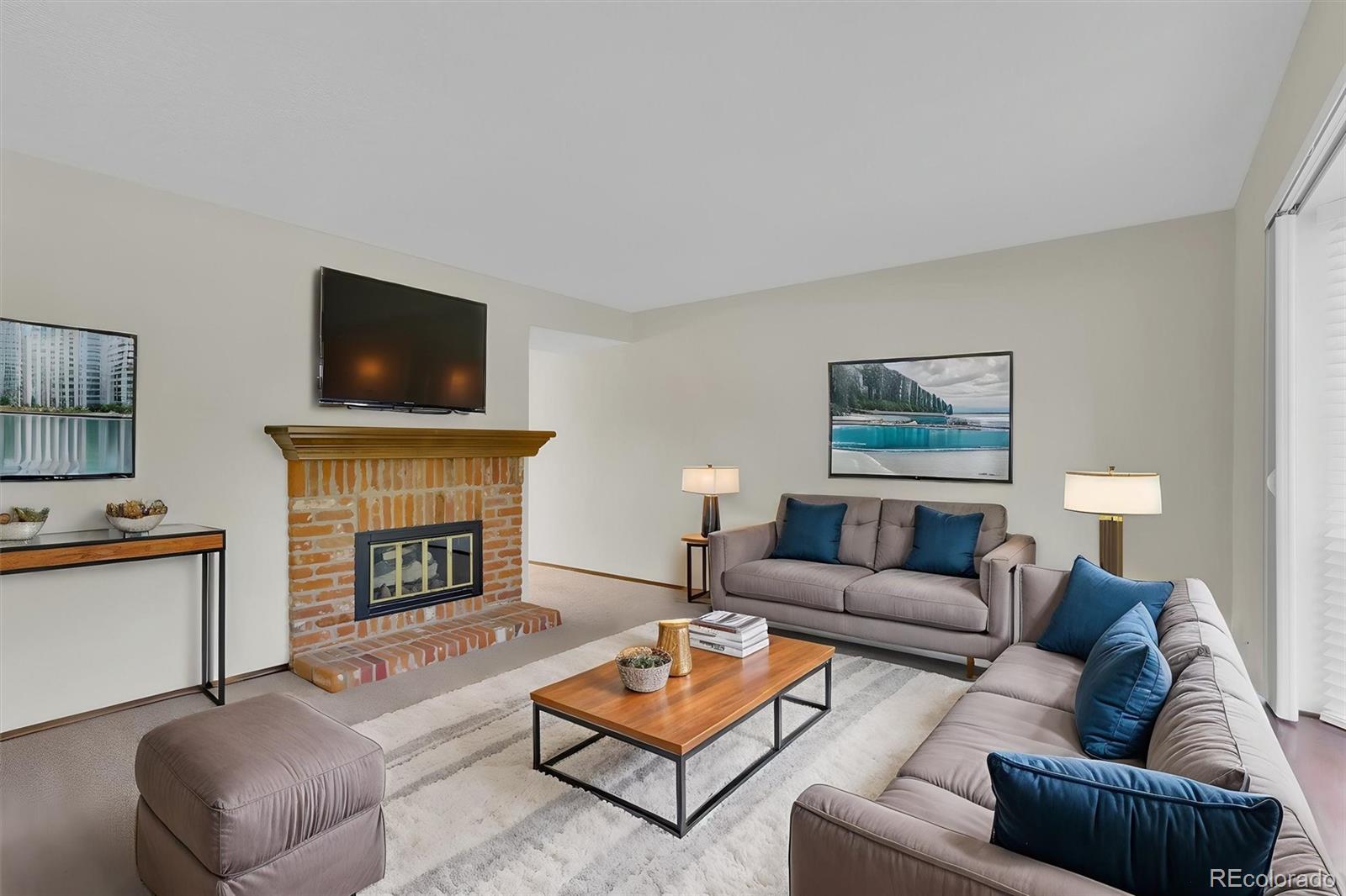 MLS Image #4 for 8871 e amherst drive,denver, Colorado