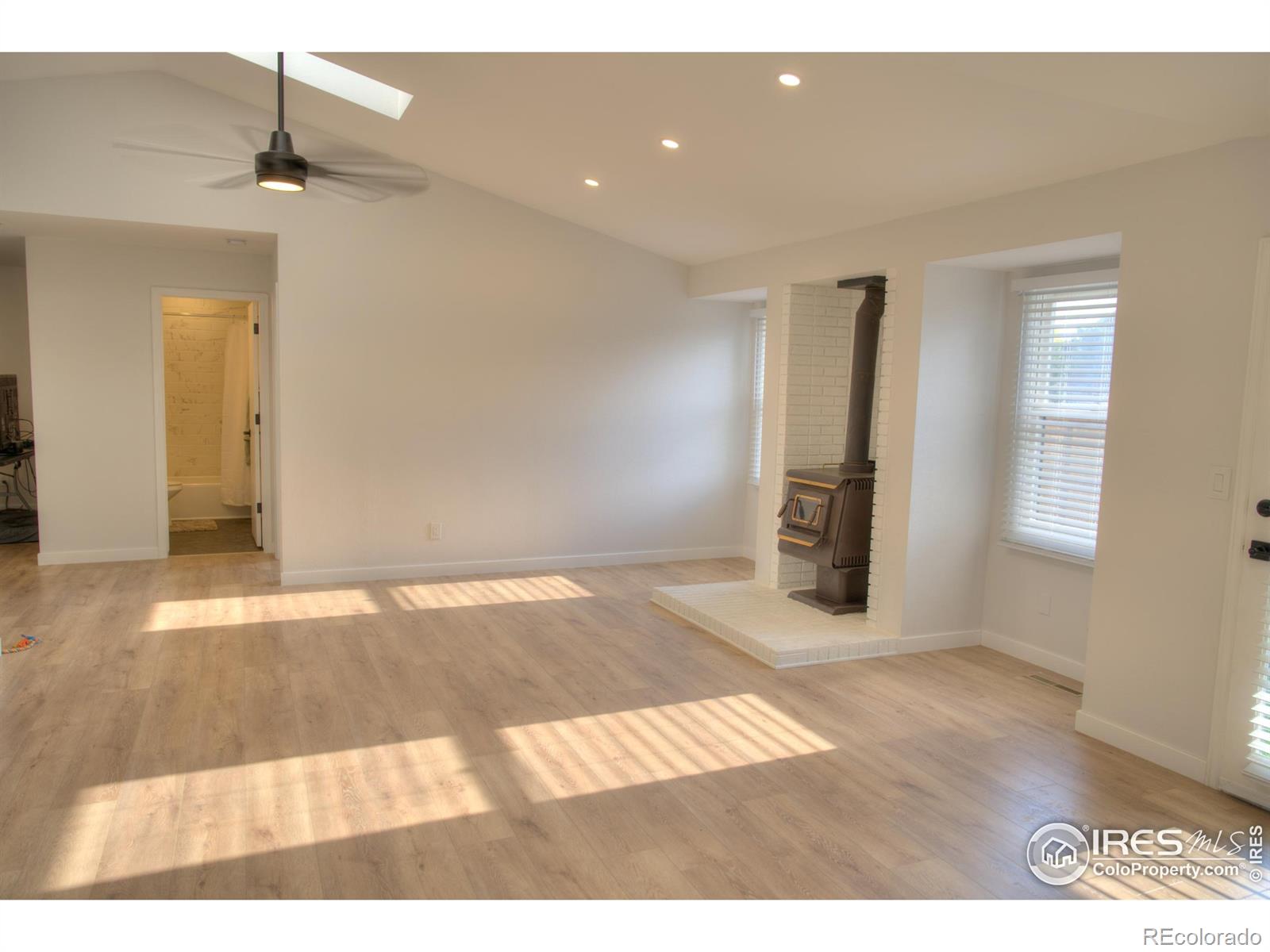 MLS Image #15 for 730  douglas place,berthoud, Colorado