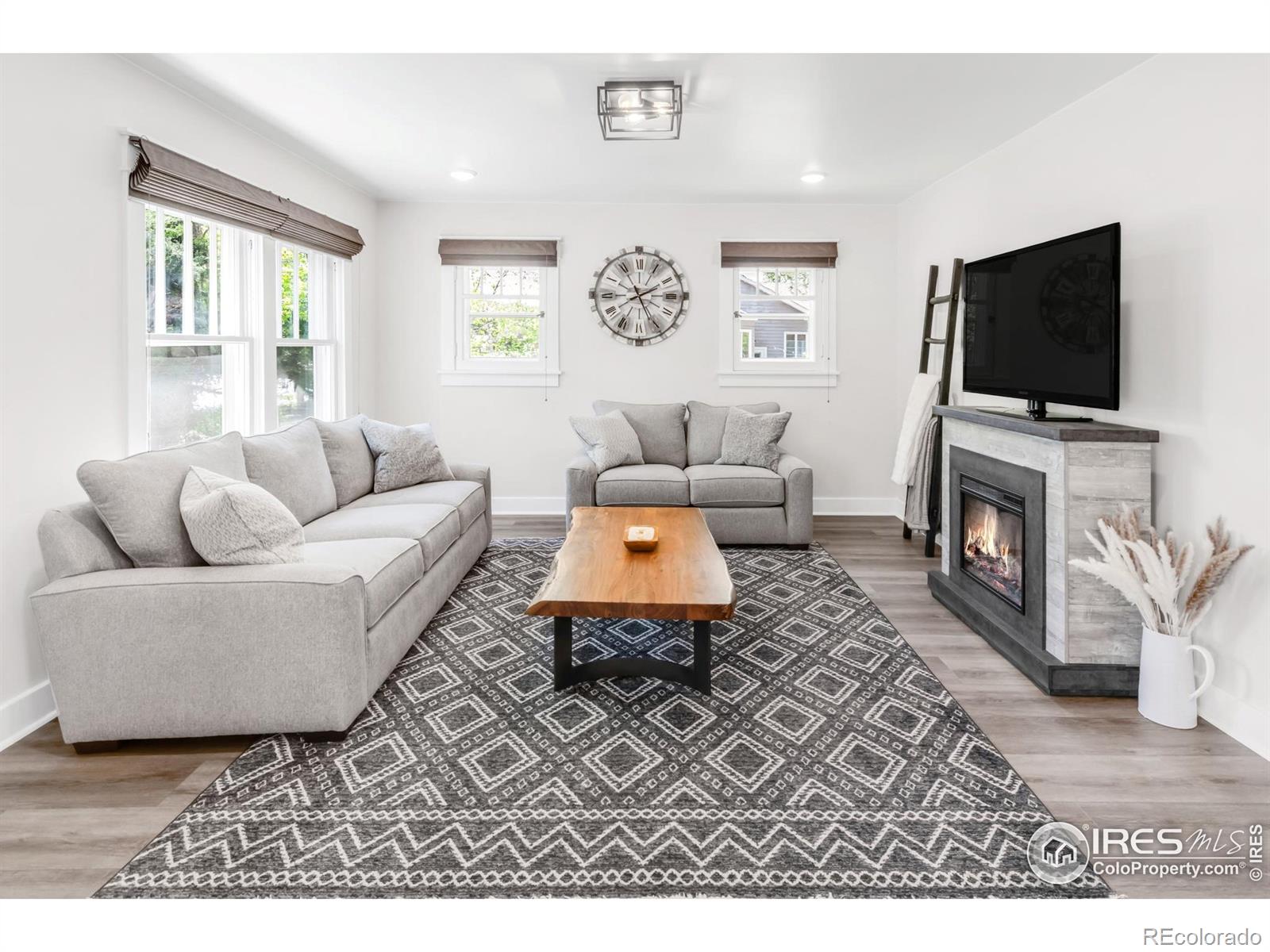 MLS Image #2 for 1304  9th avenue,longmont, Colorado