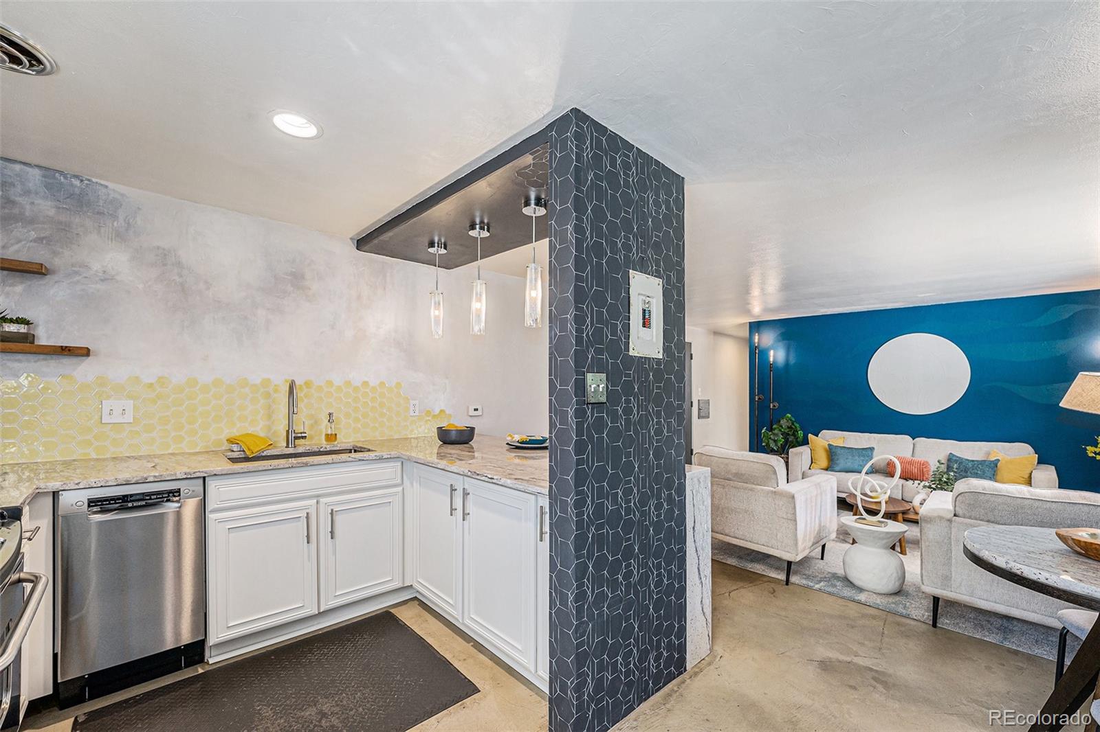 MLS Image #4 for 200 n sherman street,denver, Colorado