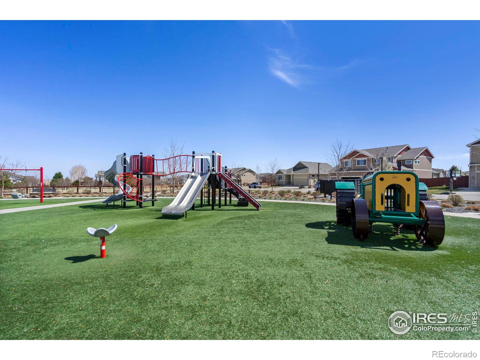 MLS Image #23 for 2004  day spring drive,windsor, Colorado